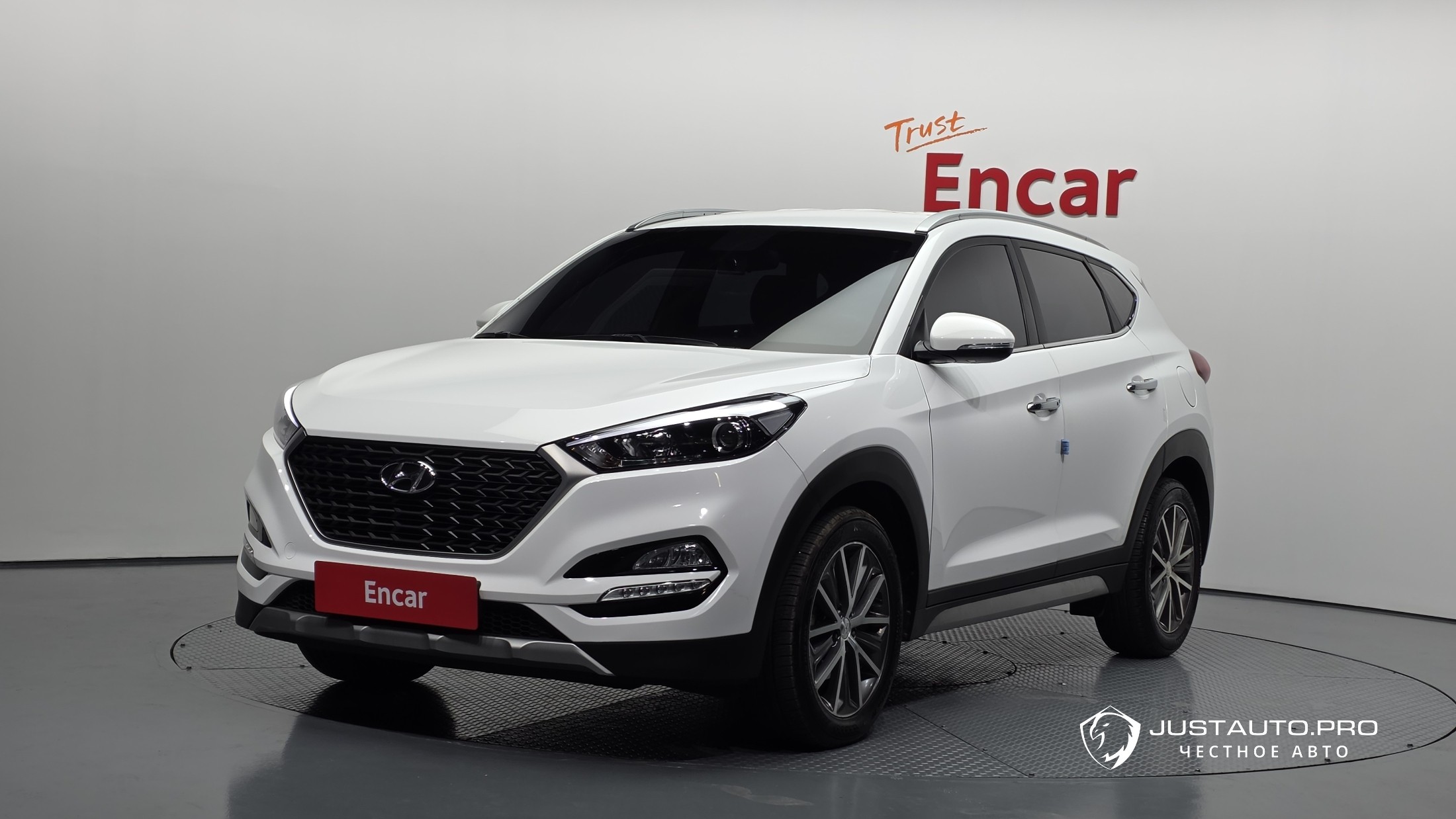 Автомобиль Hyundai Tucson