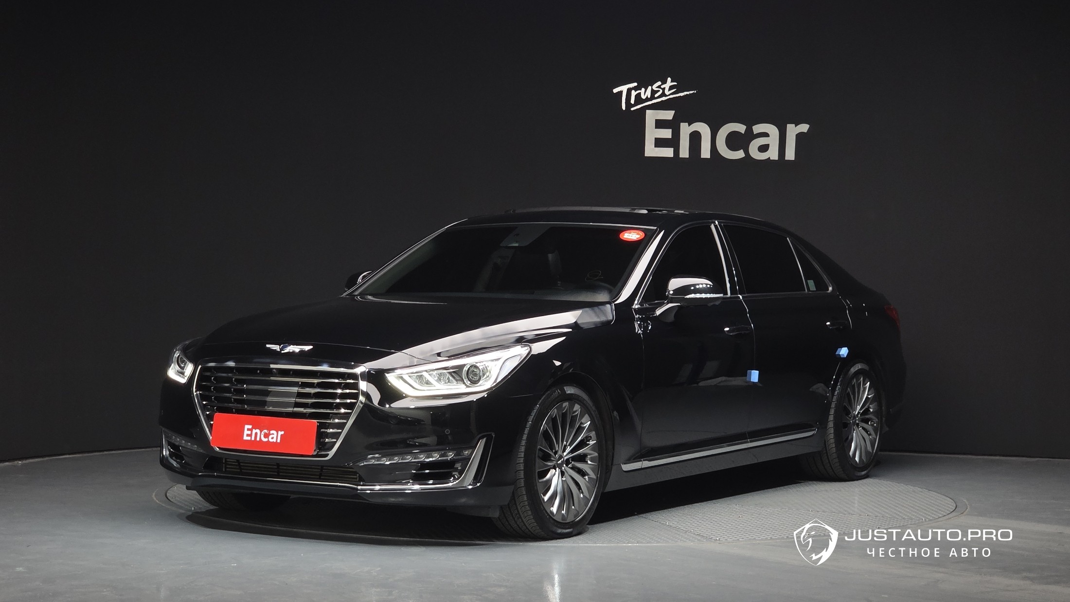 Автомобиль Genesis EQ900