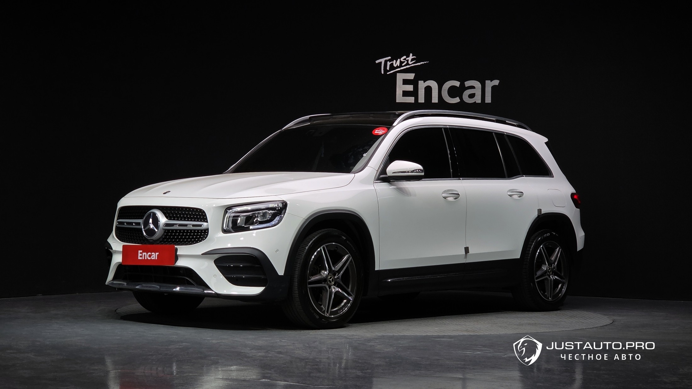 Автомобиль Mercedes-Benz GLB-Class