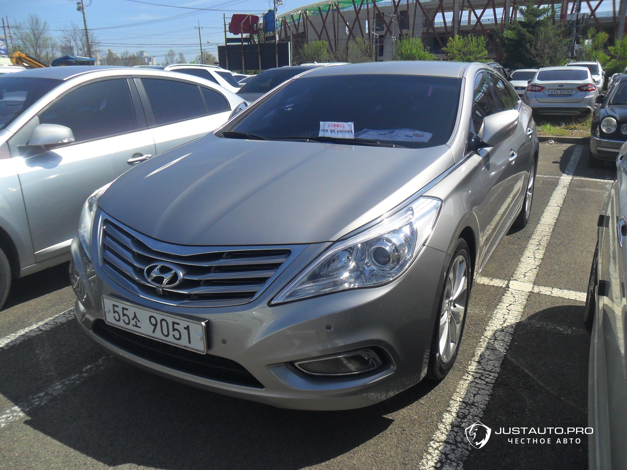 Автомобиль Hyundai Grandeur