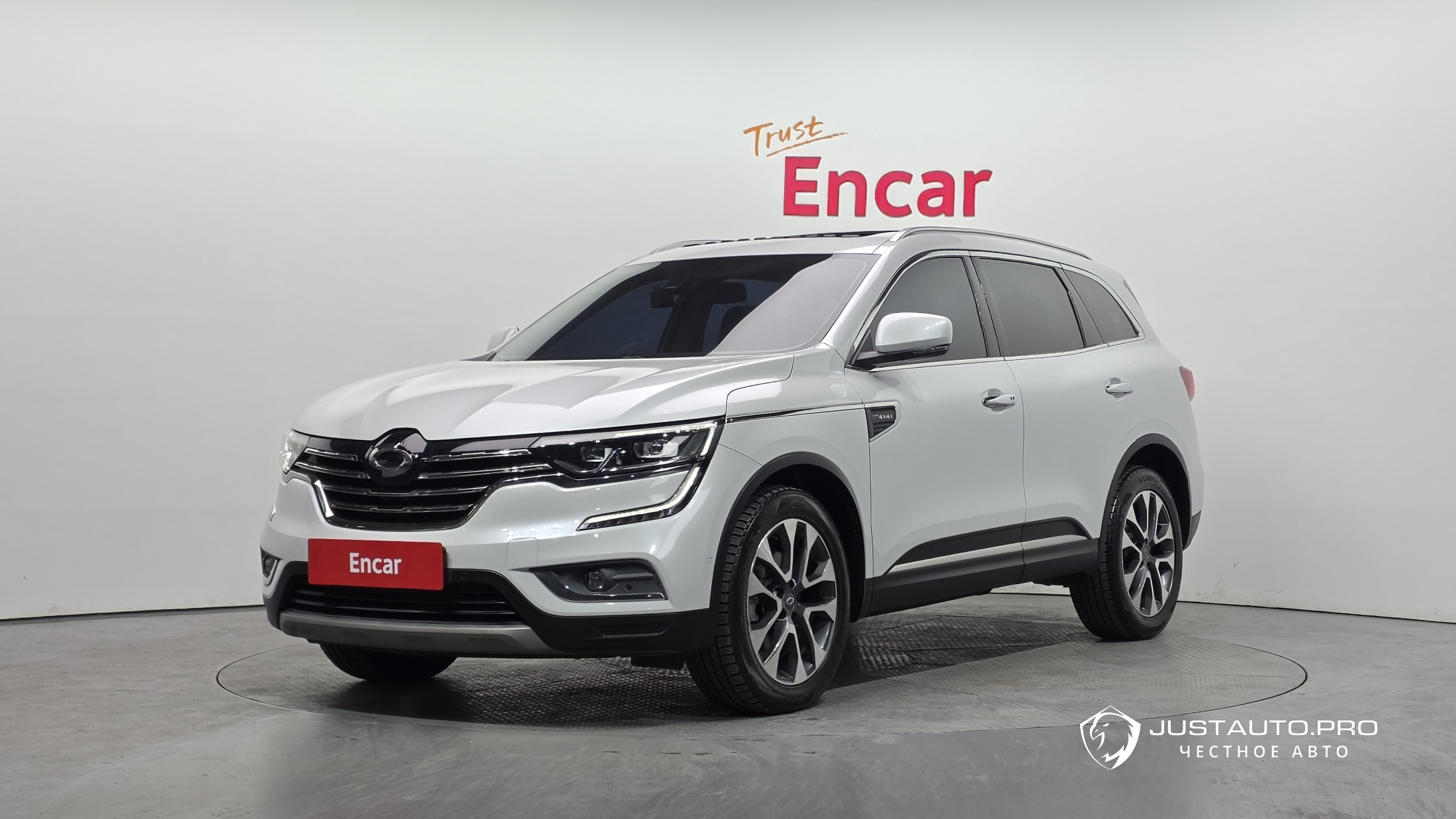 Автомобиль Renault-KoreaSamsung QM6