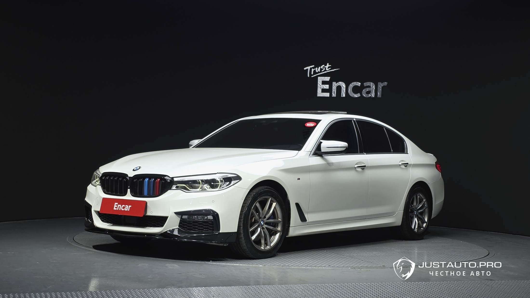 Автомобиль BMW 5-Series