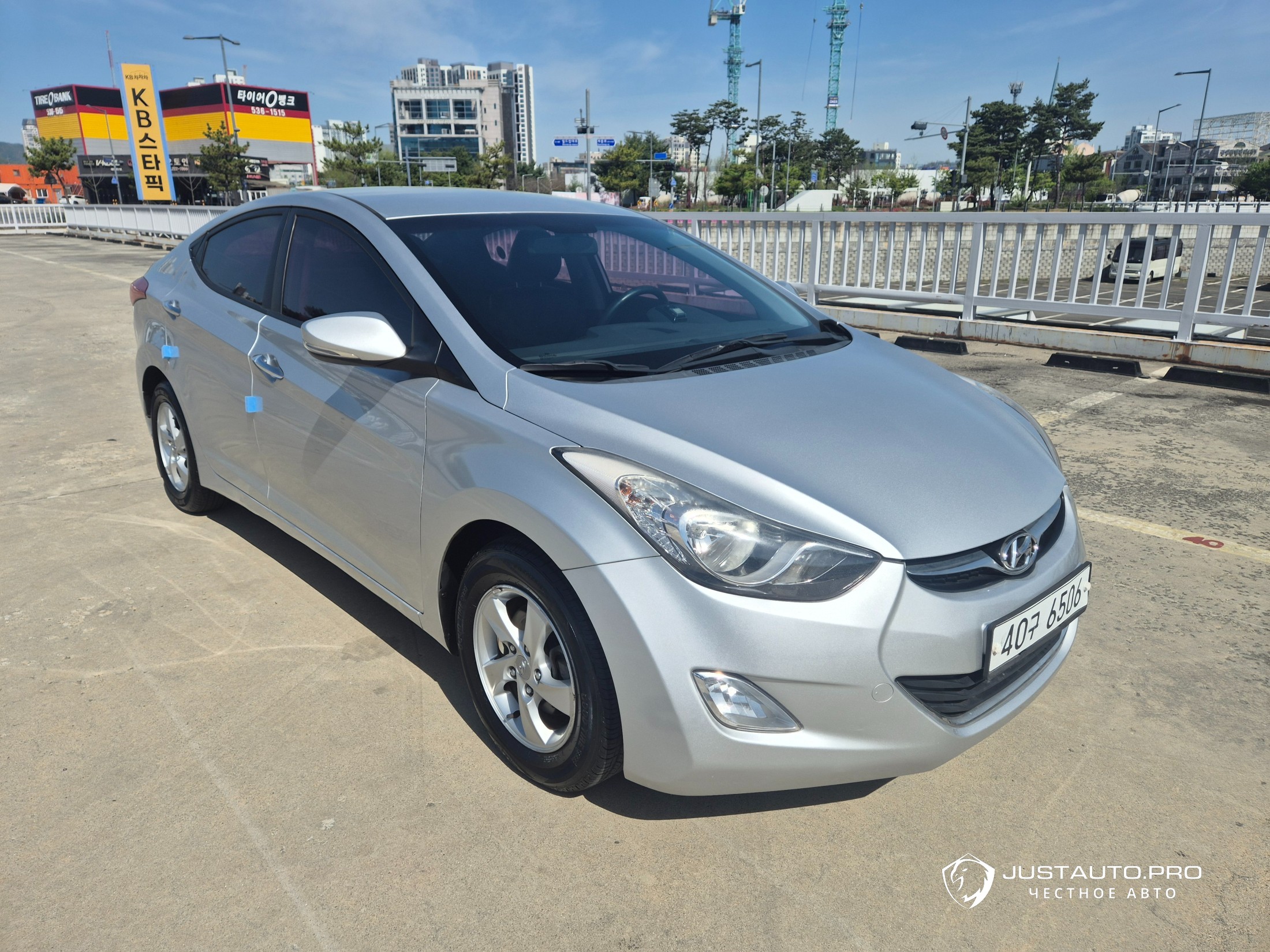 Автомобиль Hyundai AVANTE