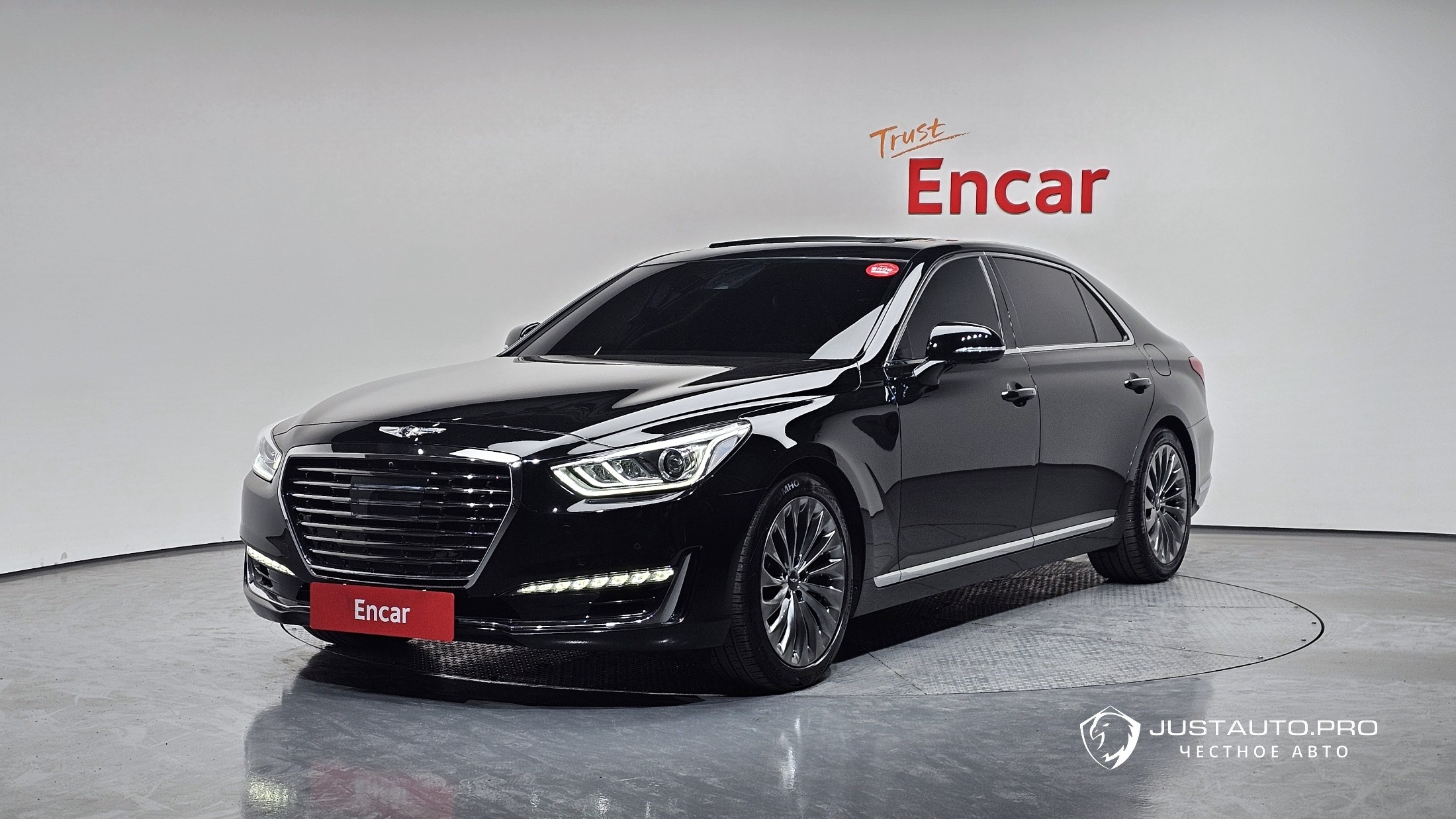 Автомобиль Genesis EQ900