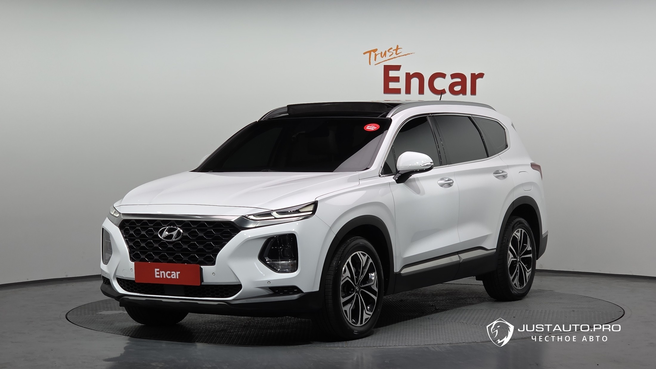 Автомобиль Hyundai Santafe