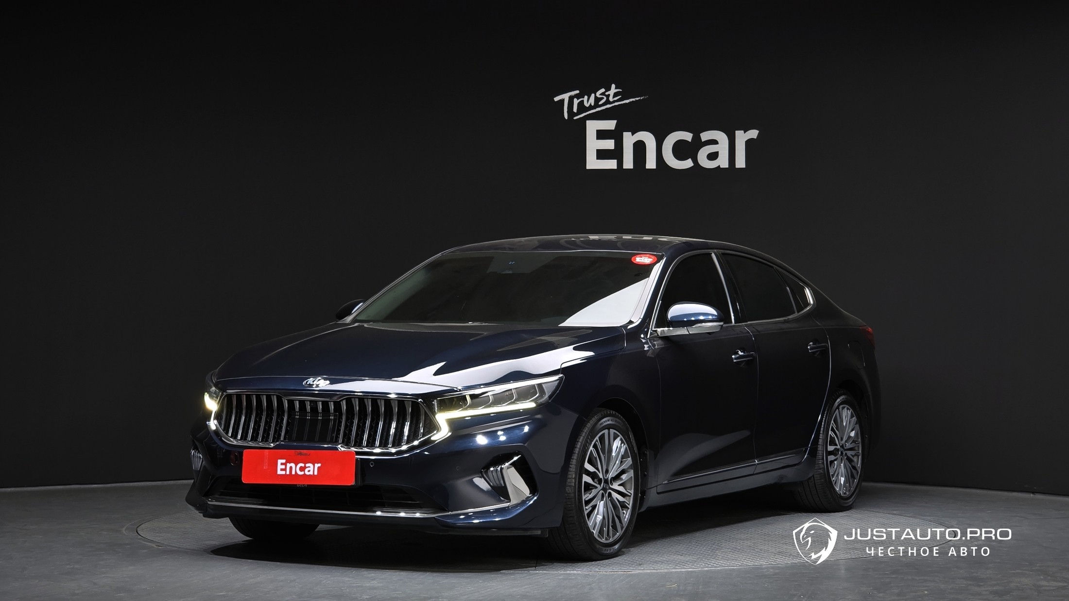 Автомобиль Kia K7