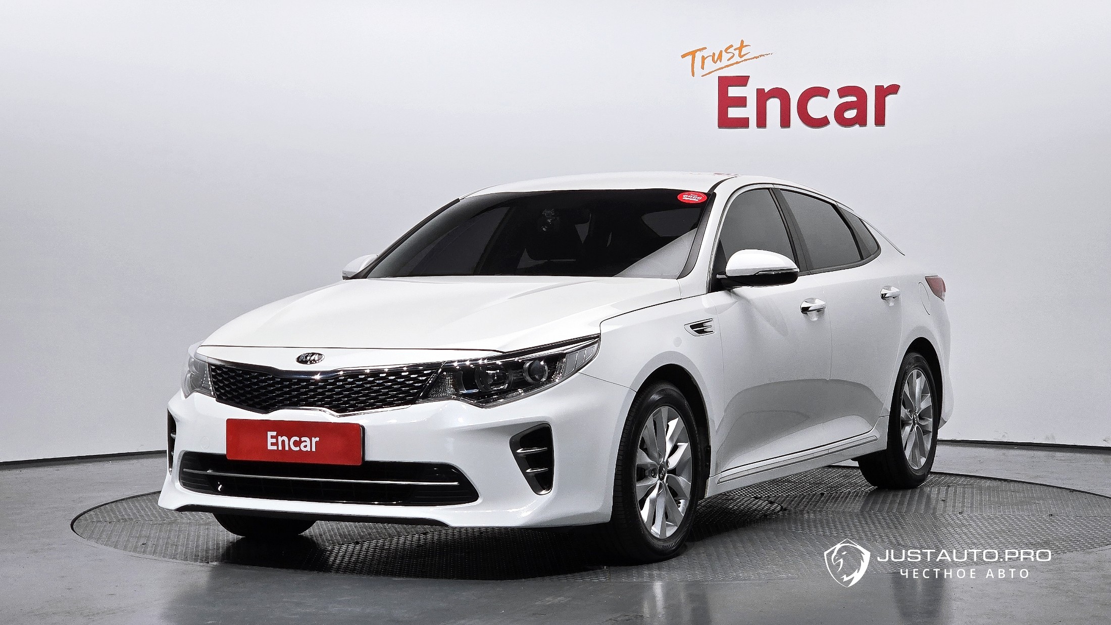 Автомобиль Kia K5