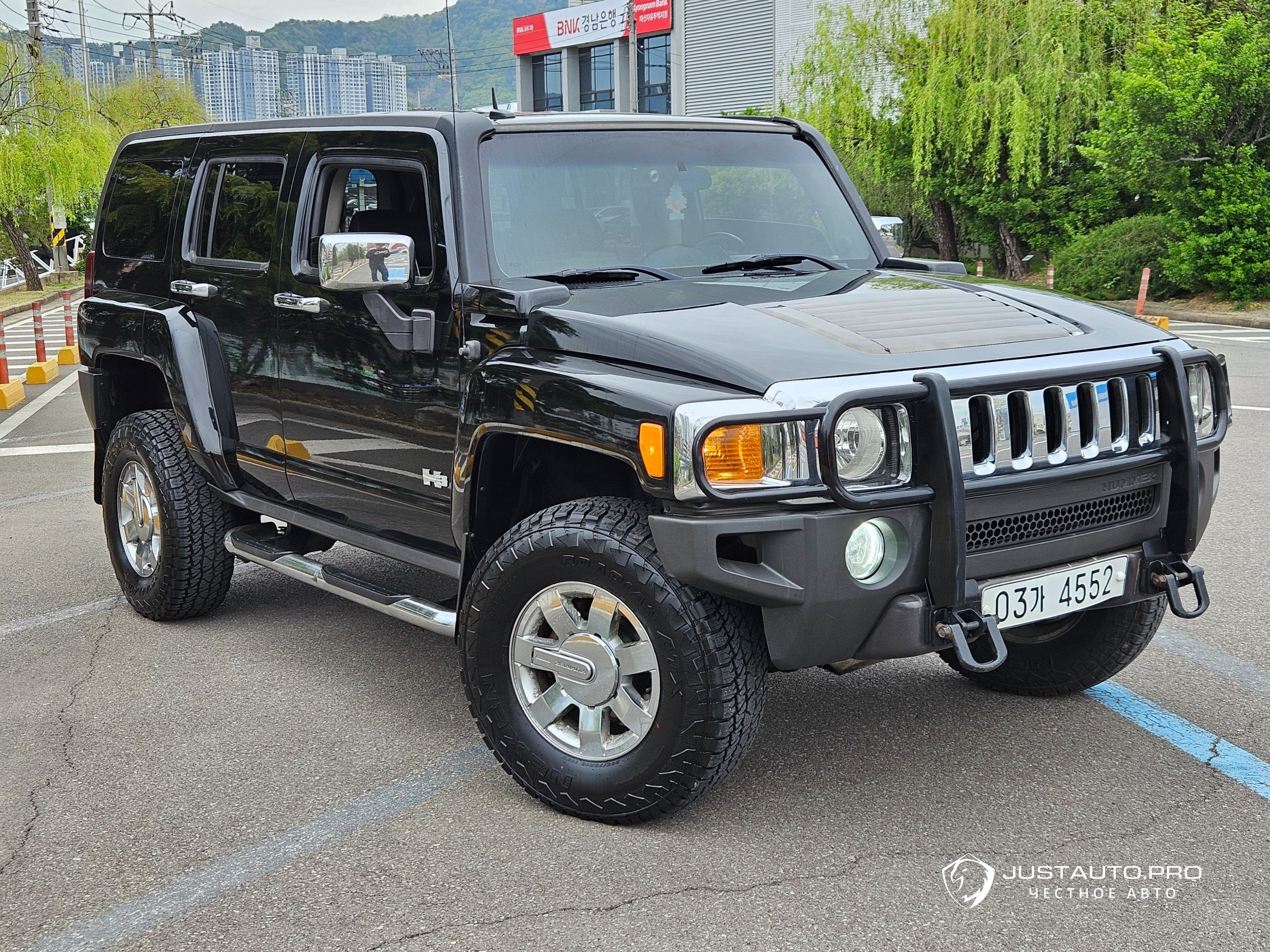 Автомобиль Hummer H3