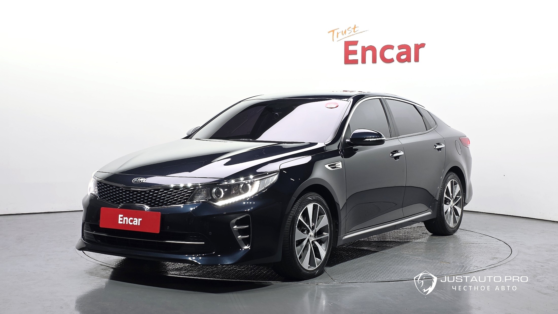 Автомобиль Kia K5
