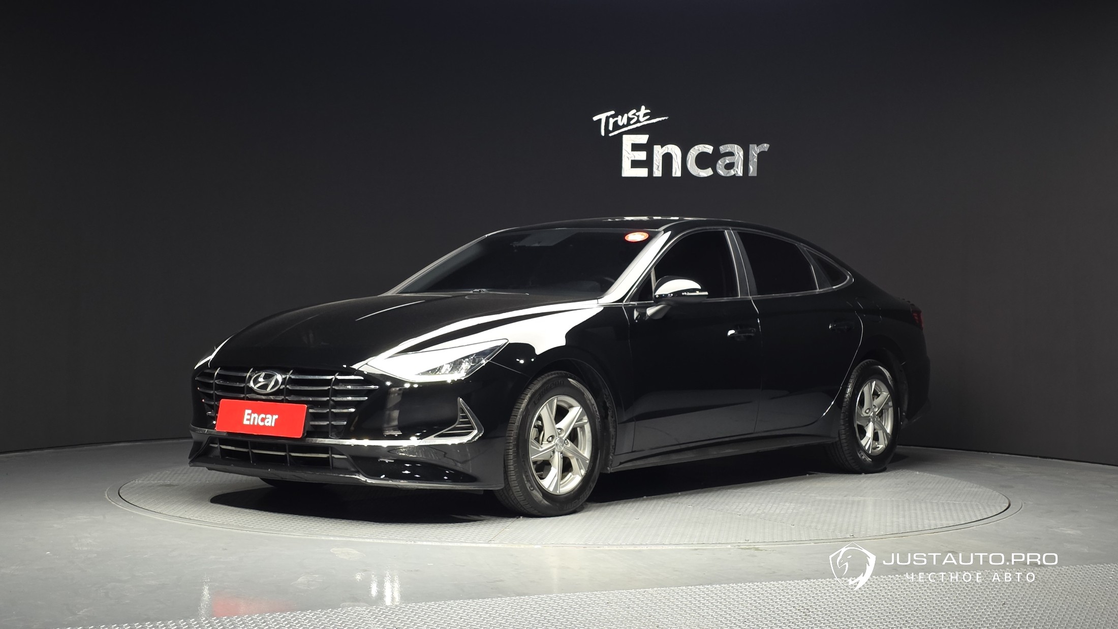 Автомобиль Hyundai Sonata