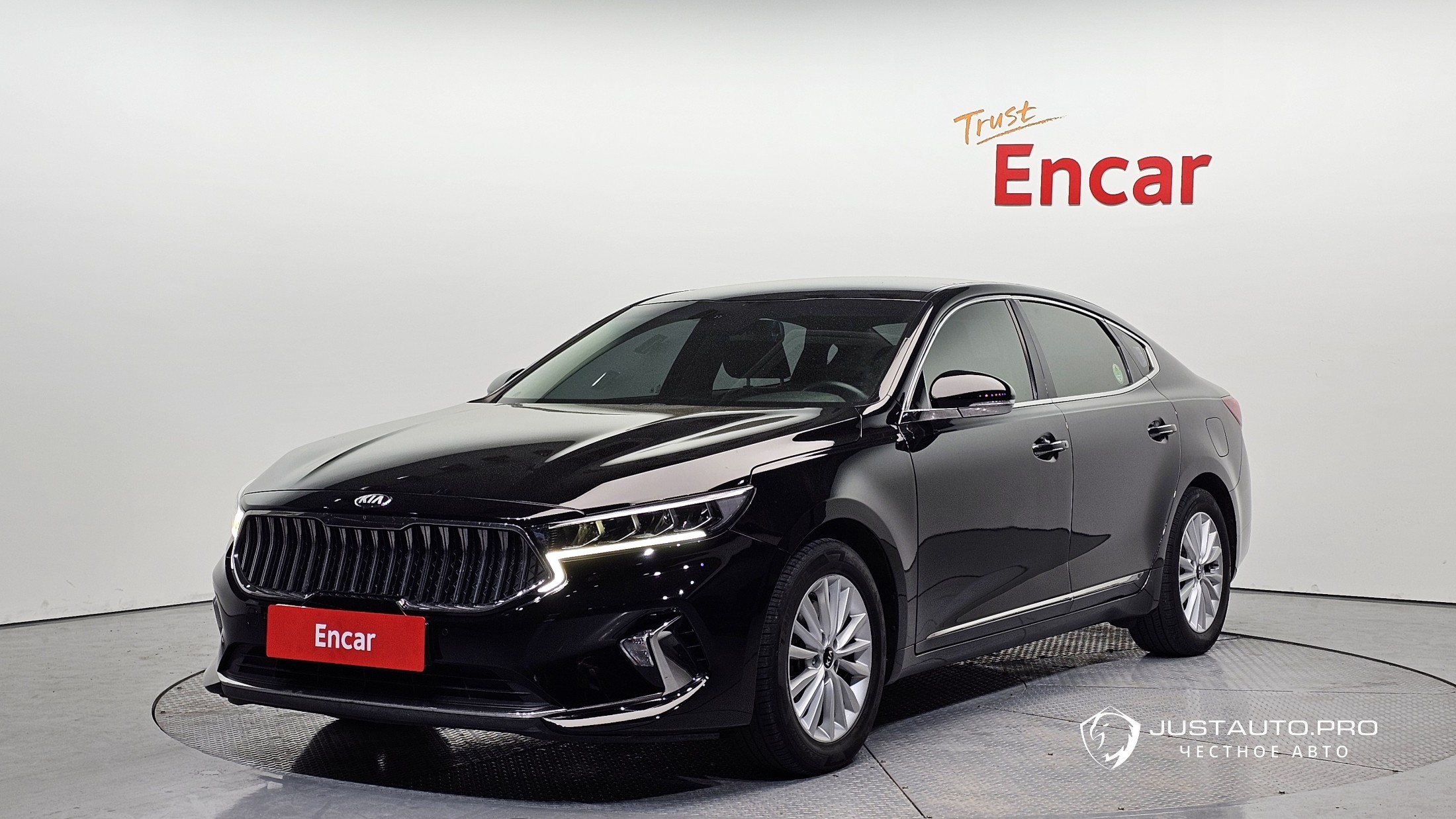 Автомобиль Kia K7