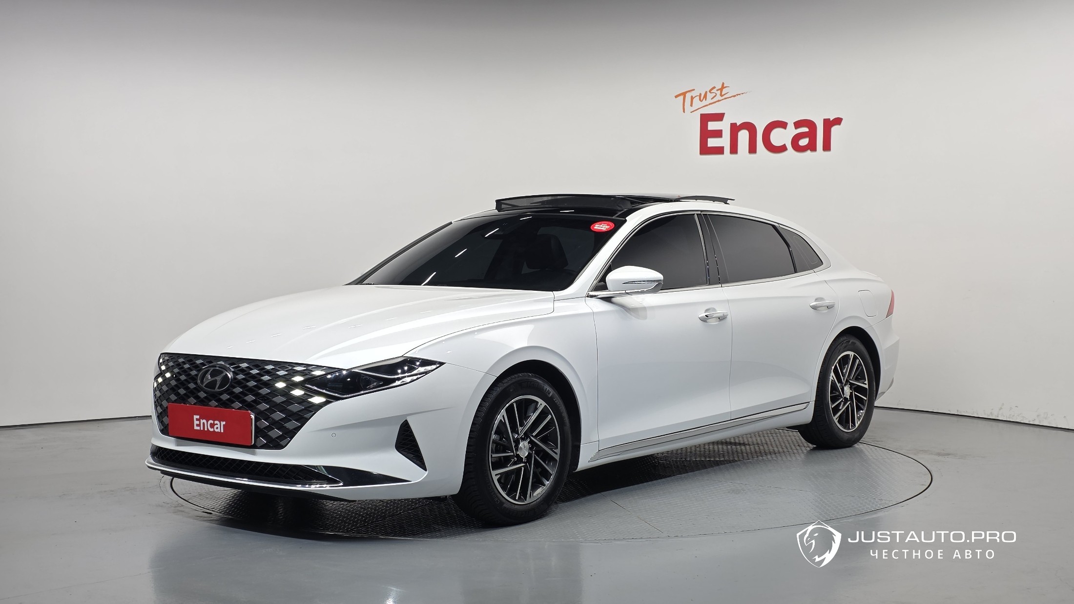 Автомобиль Hyundai Grandeur