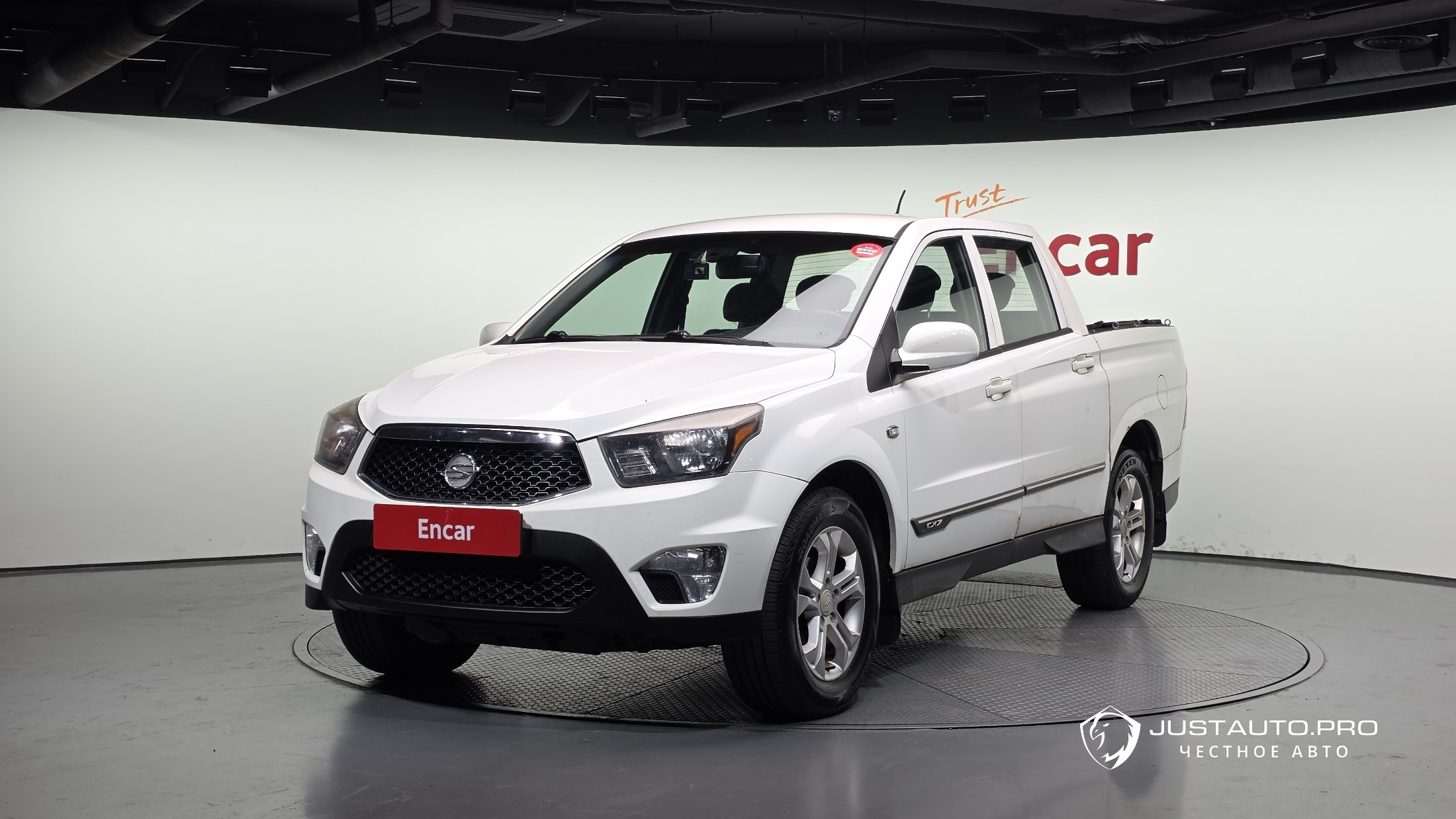 Автомобиль KG_Mobility_Ssangyong KORANDO