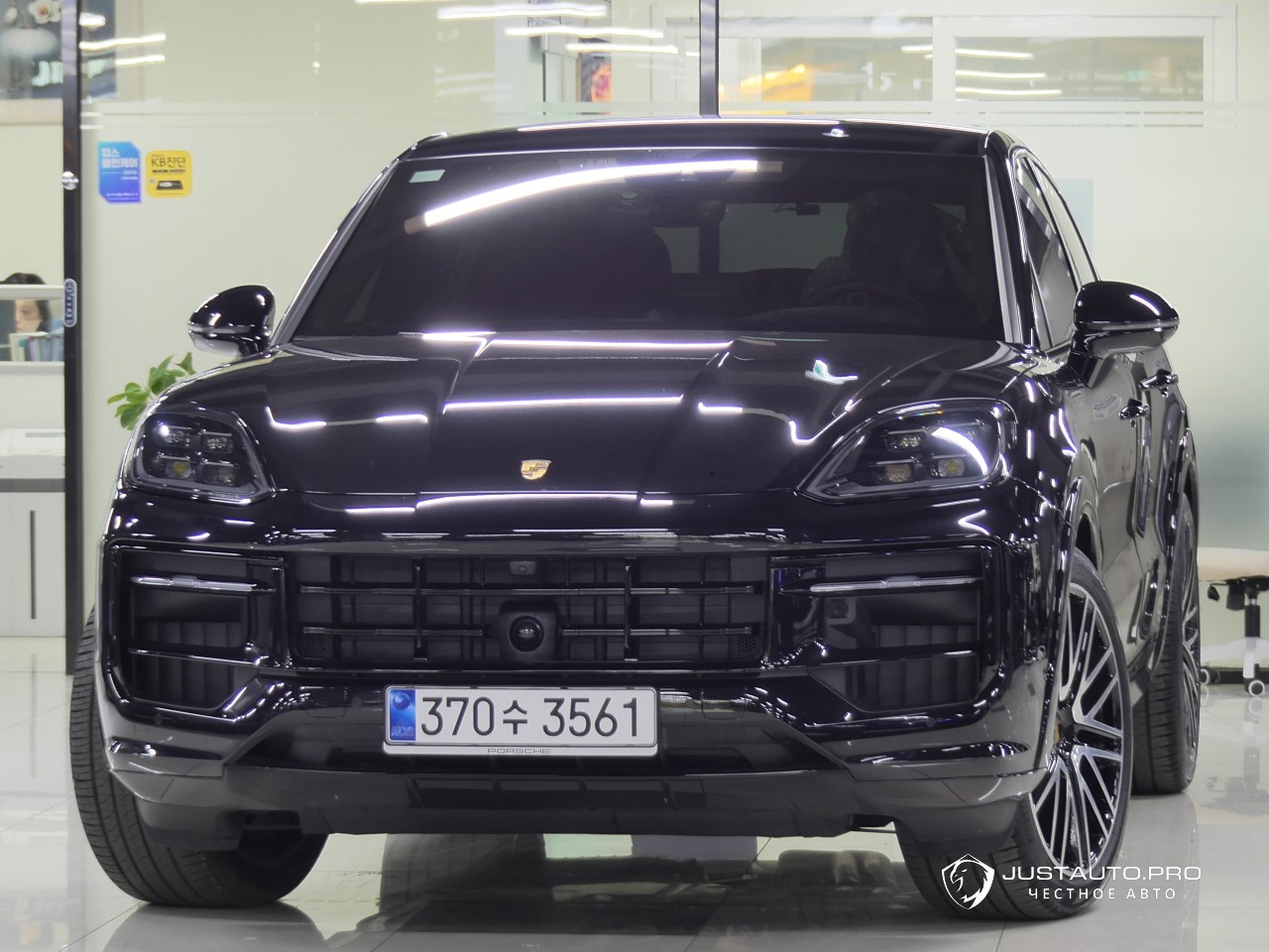 Автомобиль Porsche Cayenne