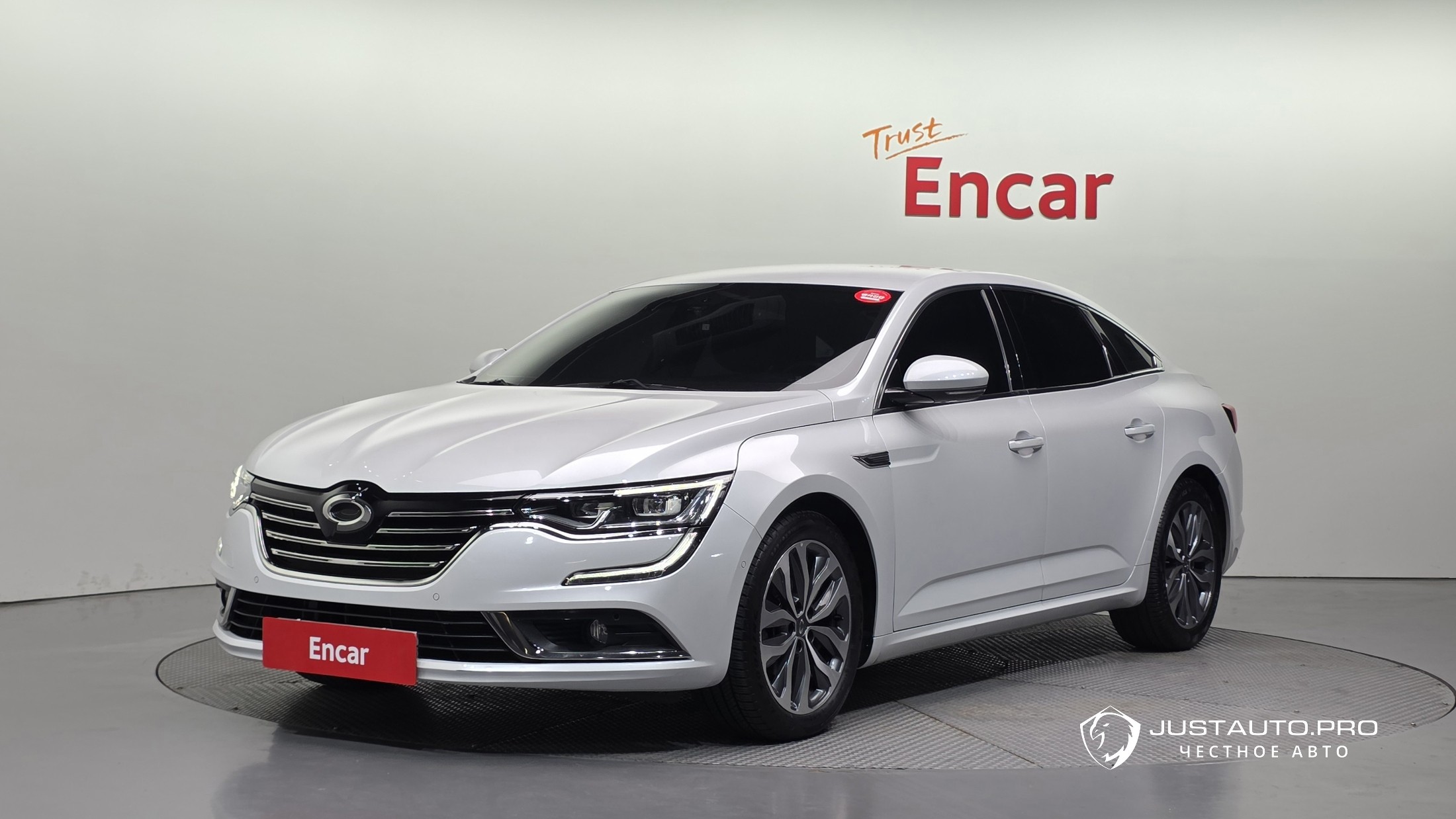 Автомобиль Renault-KoreaSamsung SM6