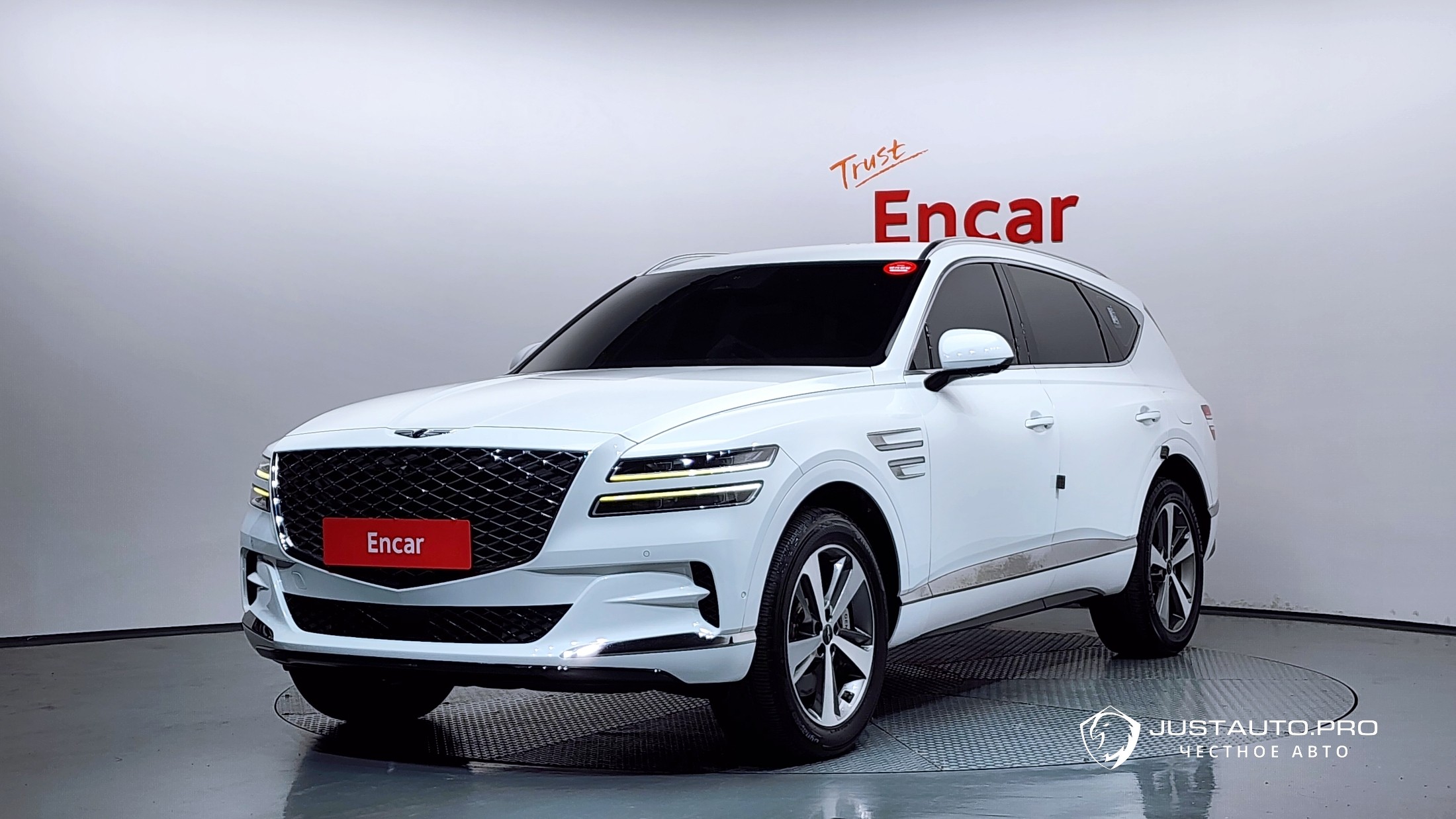 Автомобиль Genesis GV80