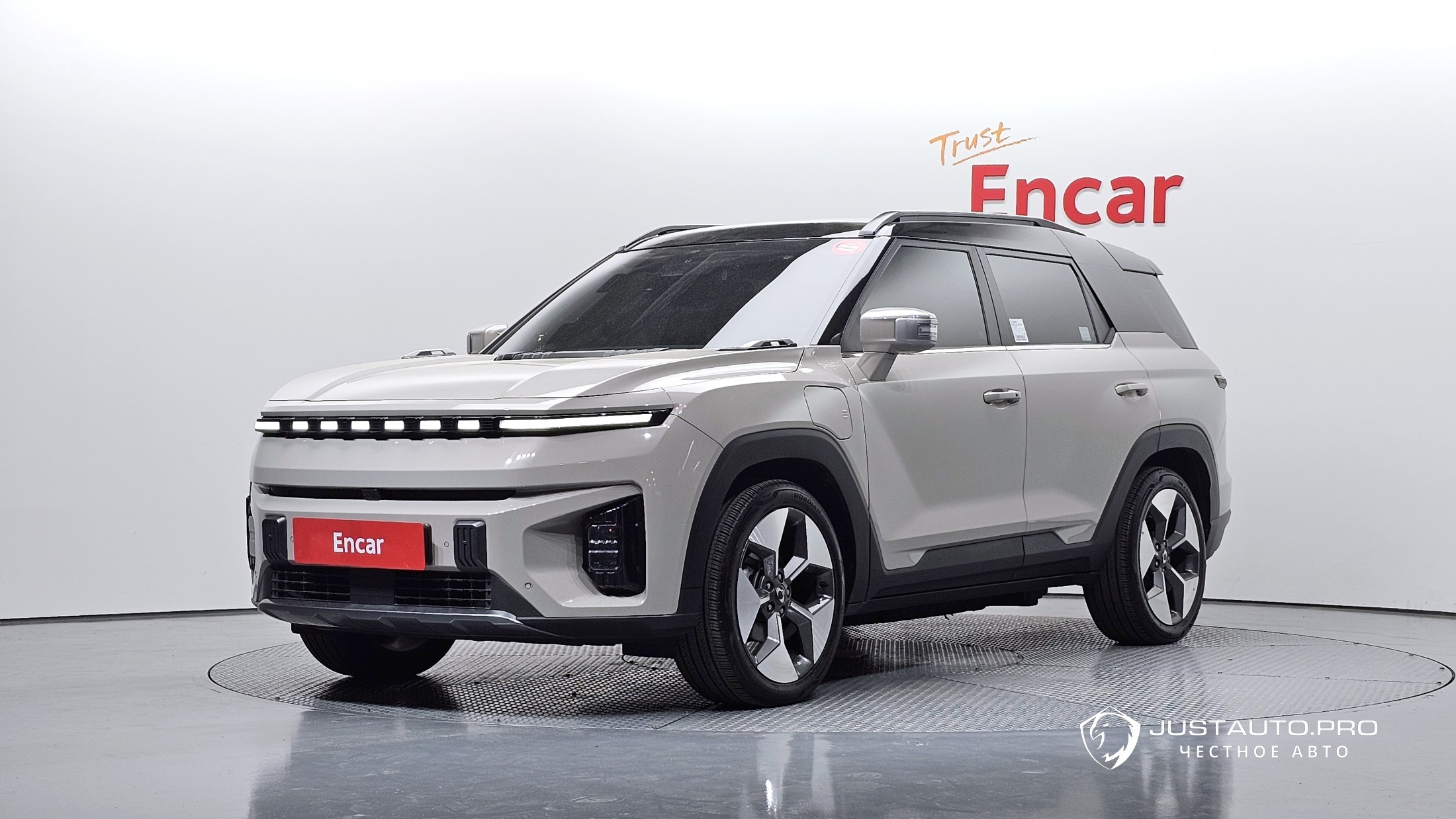 Автомобиль KG_Mobility_Ssangyong Torres