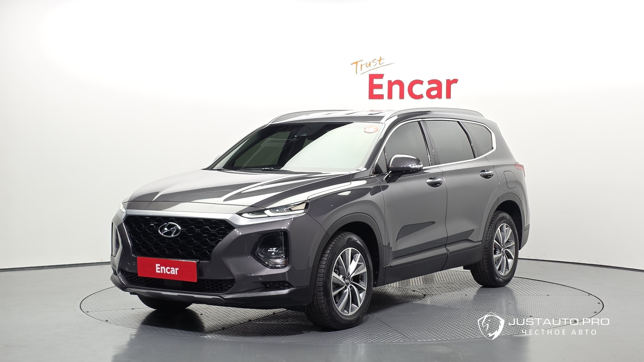 Автомобиль Hyundai Santafe