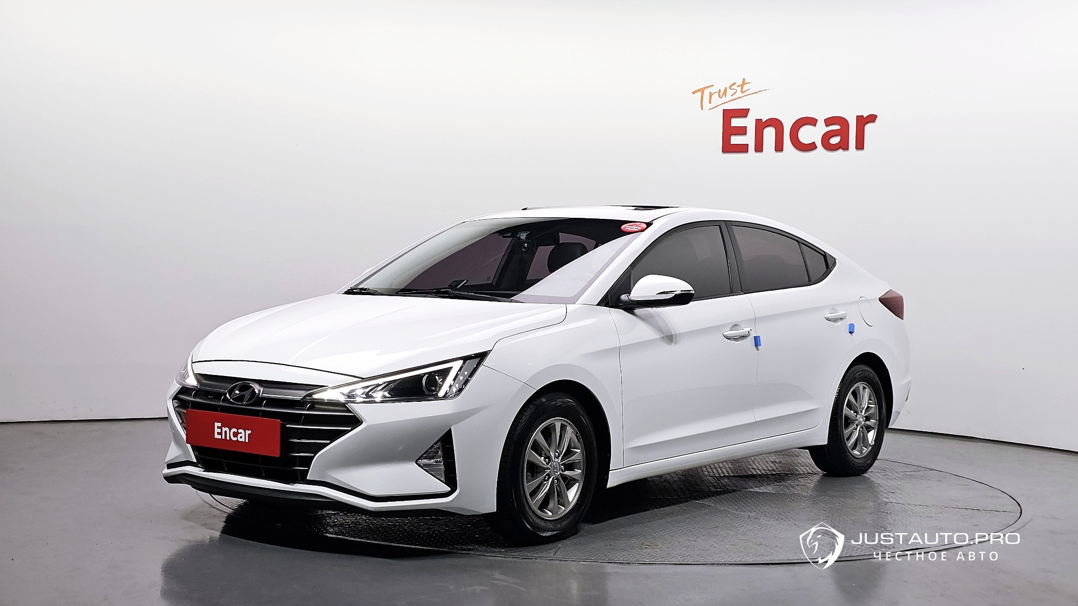 Автомобиль Hyundai AVANTE