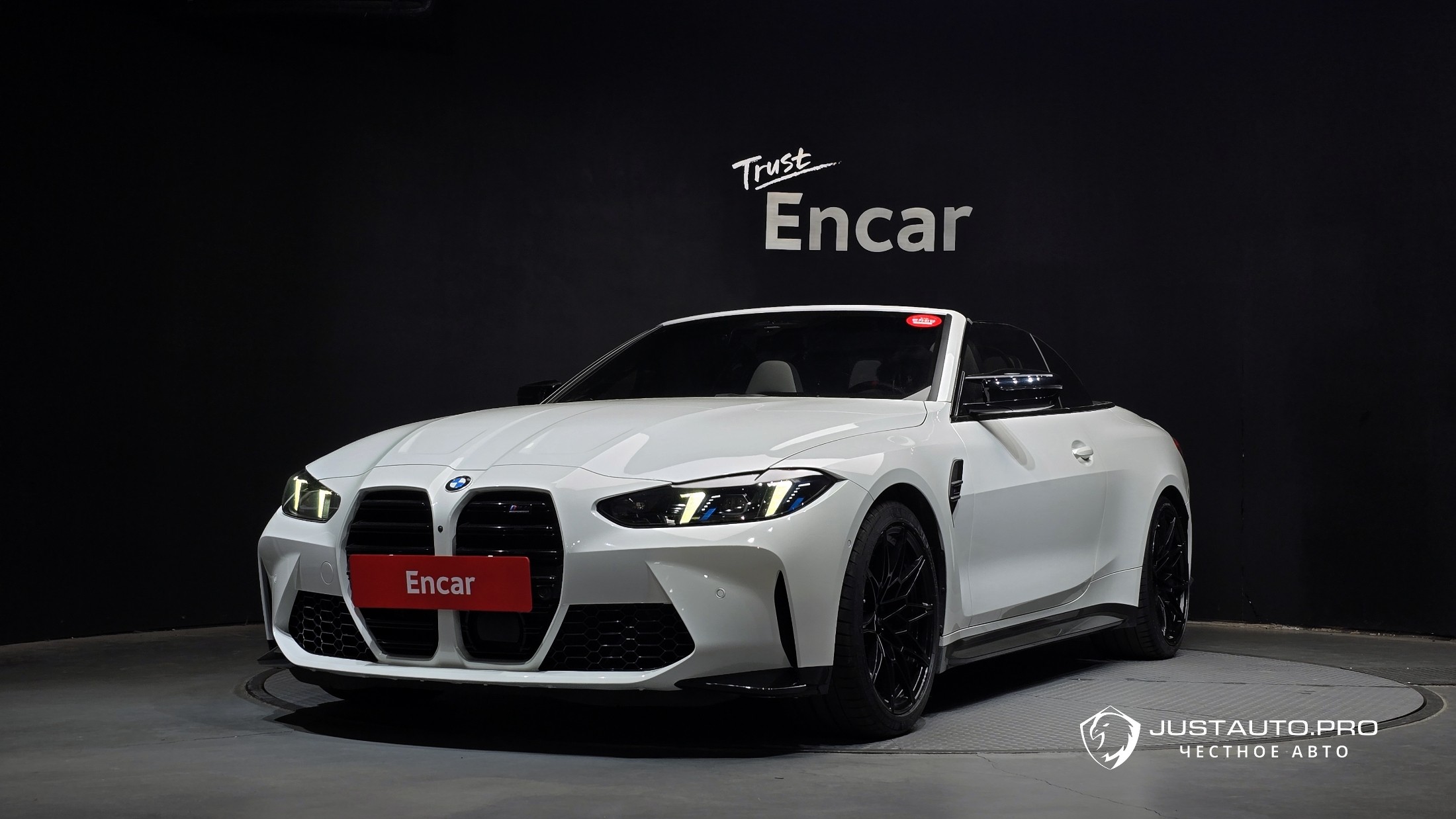 Автомобиль BMW M4