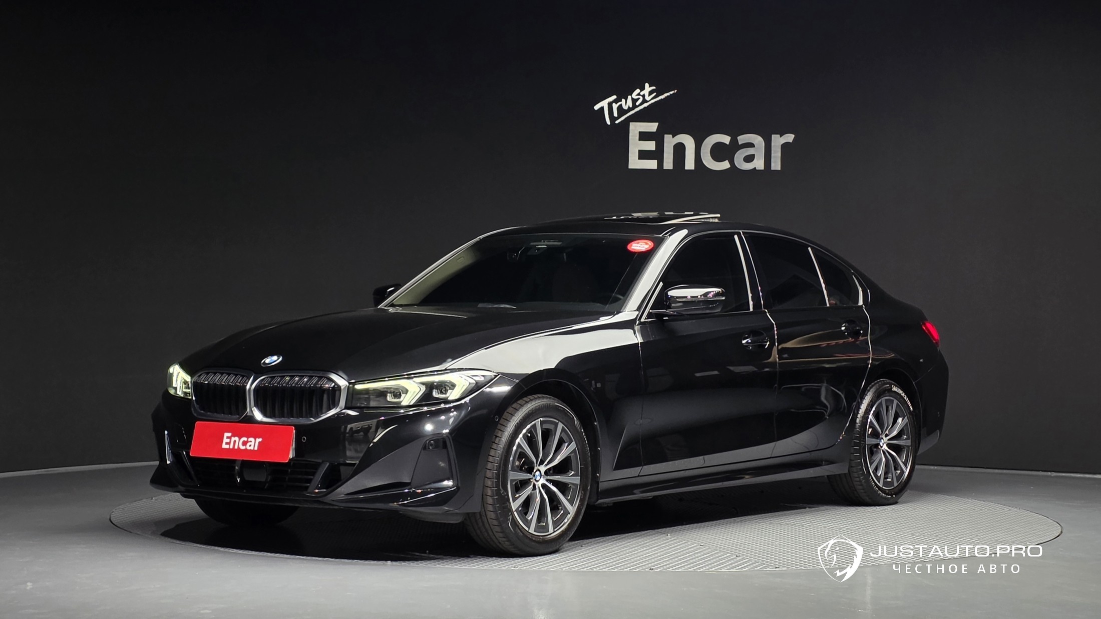 Автомобиль BMW 3-Series