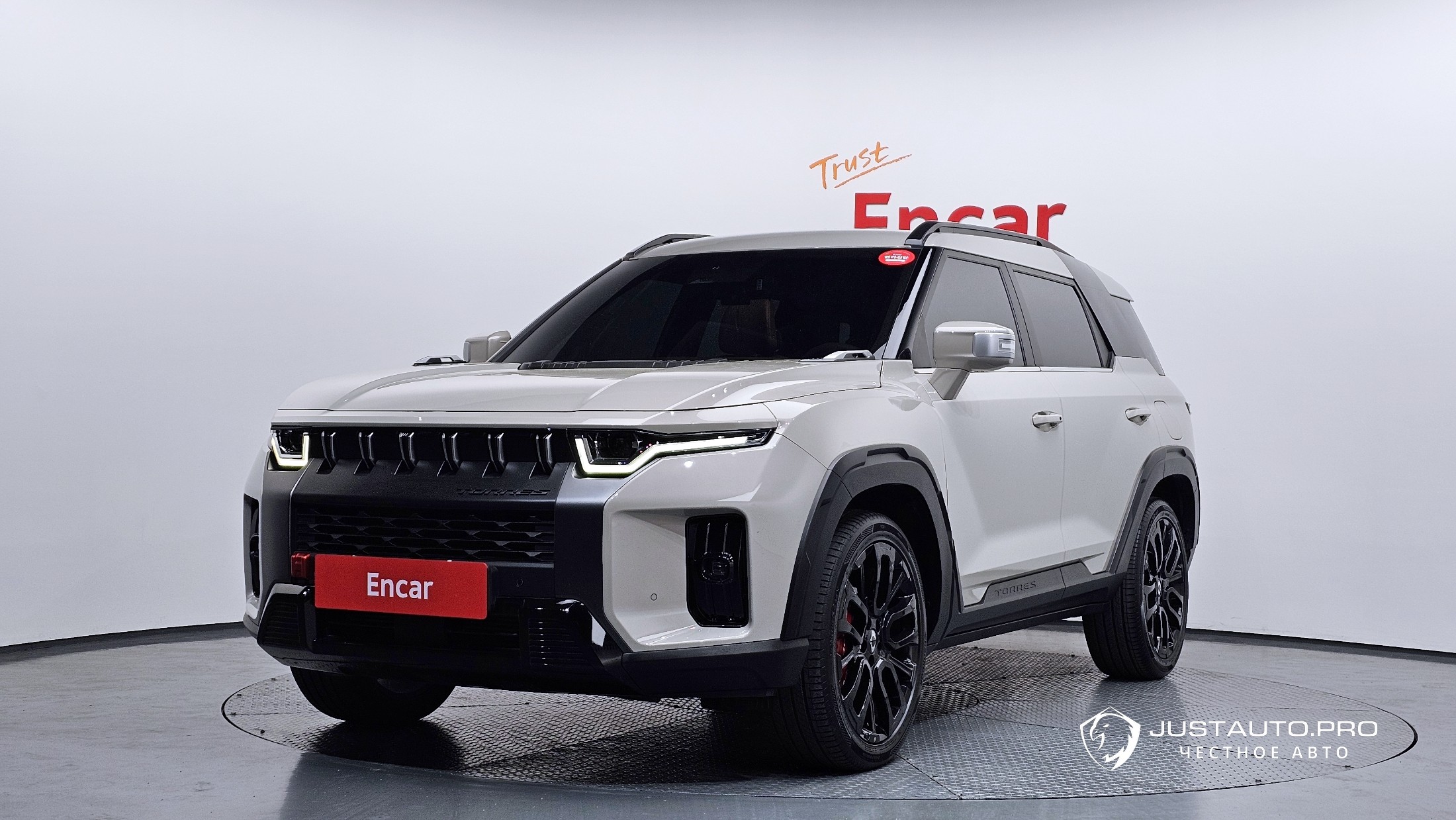 Автомобиль KG_Mobility_Ssangyong Torres