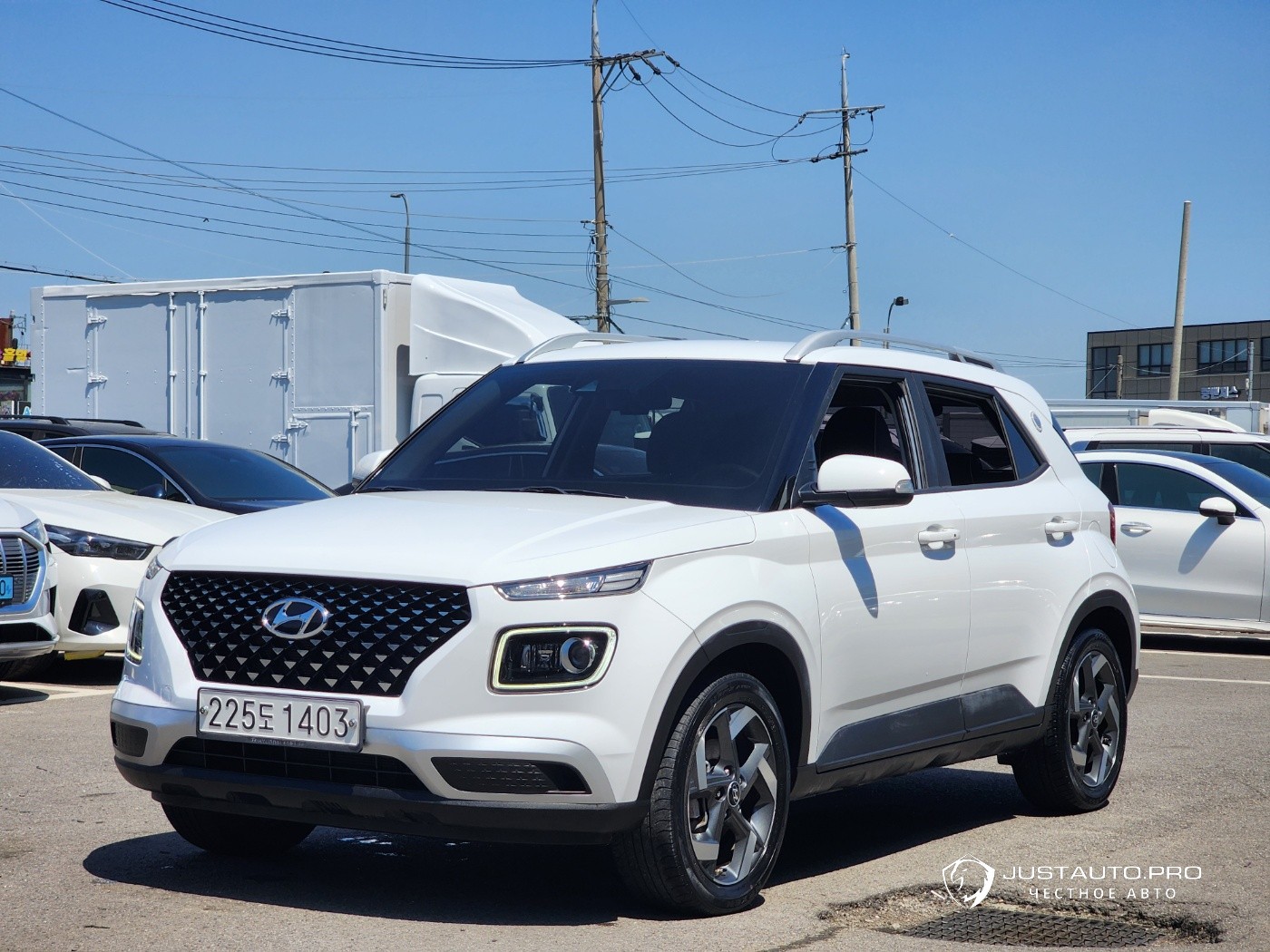 Автомобиль Hyundai Venue