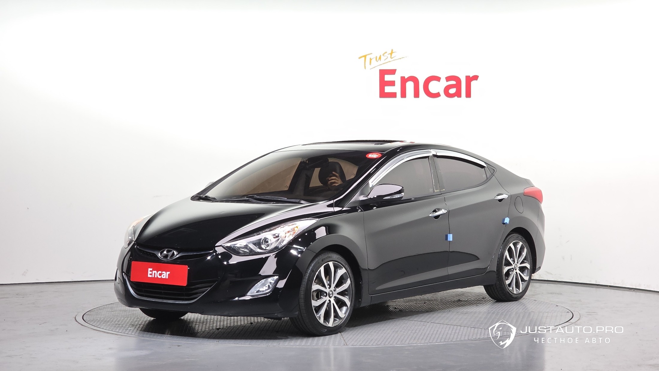 Автомобиль Hyundai AVANTE