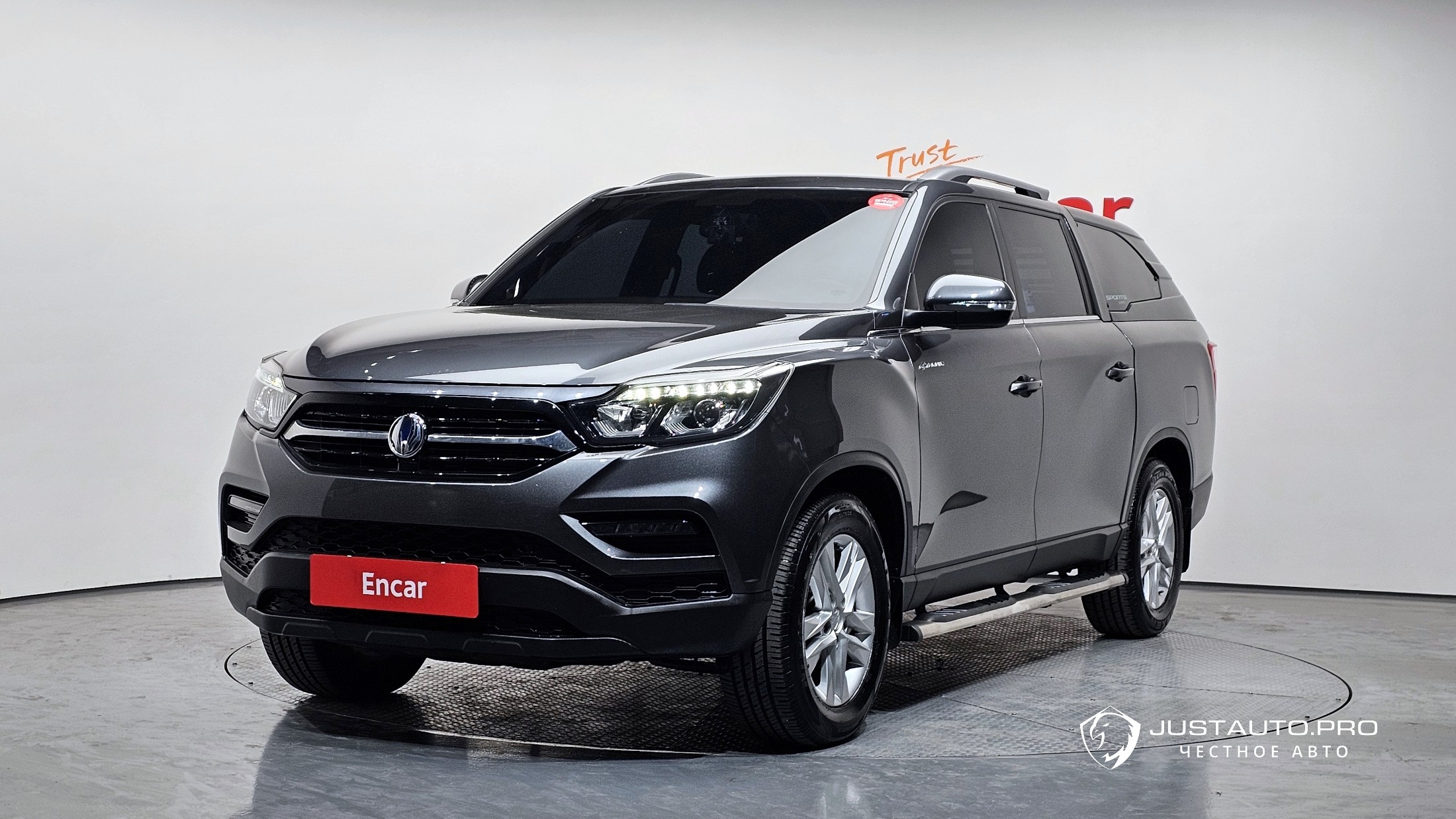 Автомобиль KG_Mobility_Ssangyong Rexton