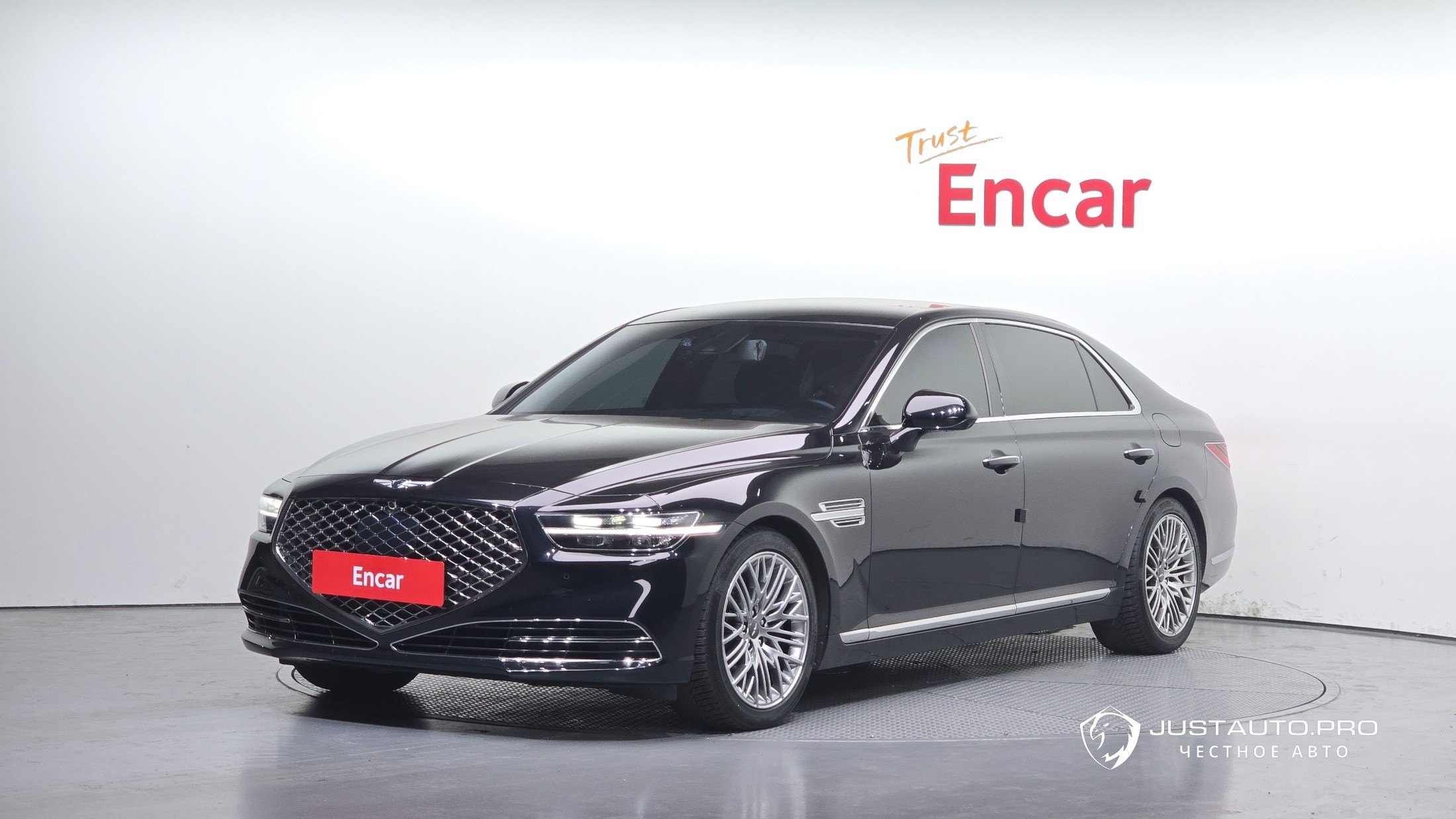 Автомобиль Genesis G90