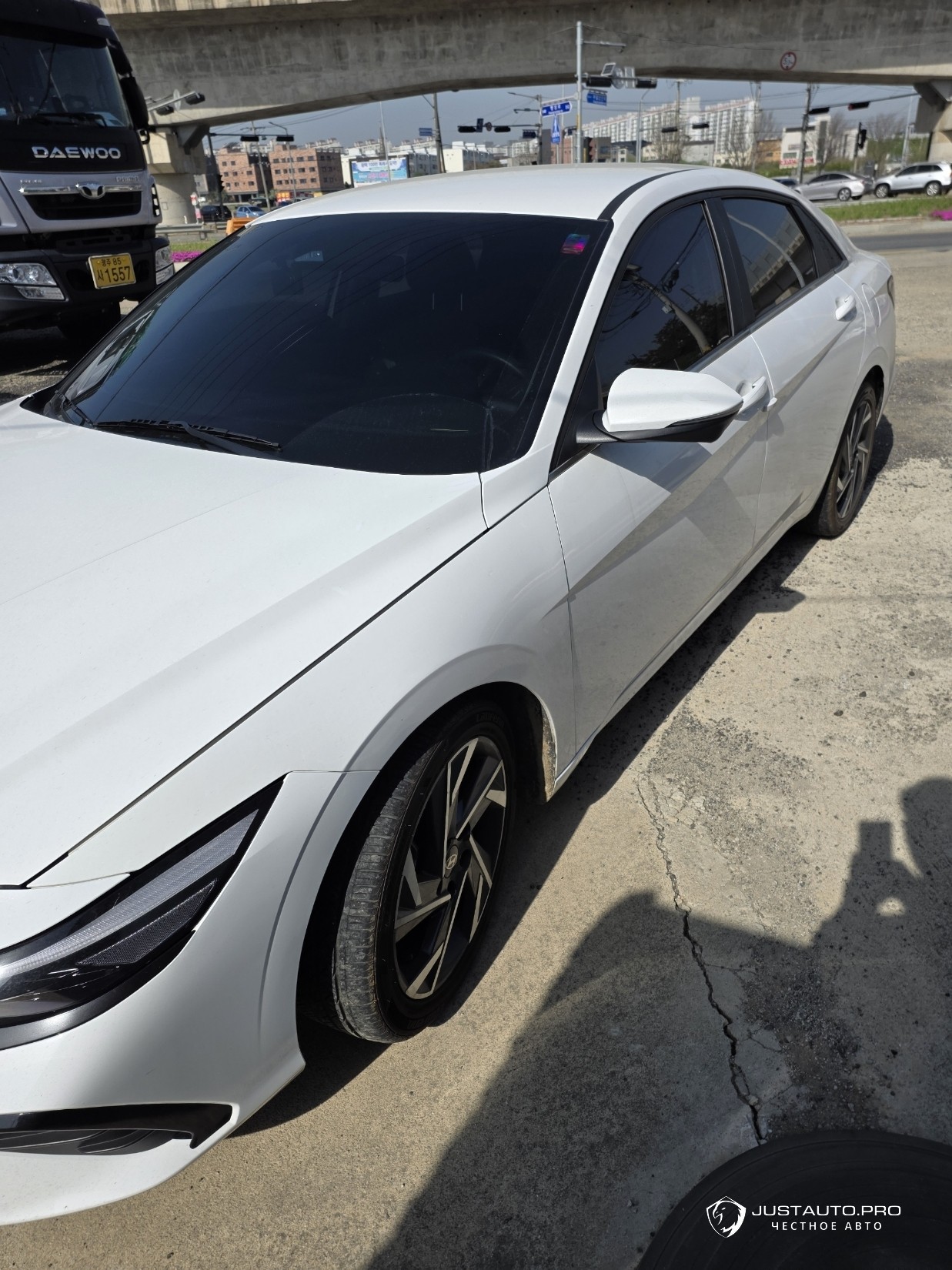 Автомобиль Hyundai AVANTE