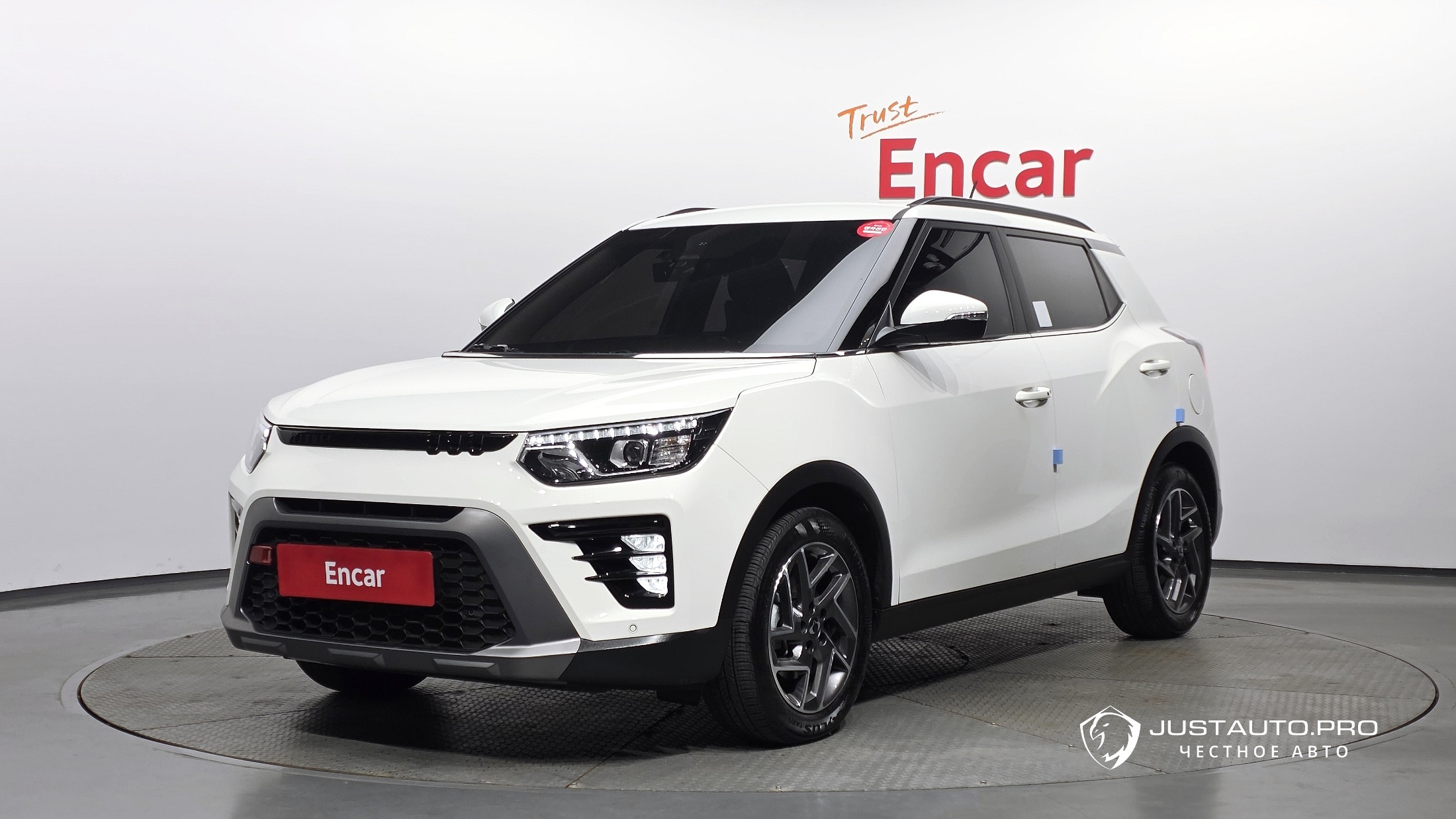 Автомобиль KG_Mobility_Ssangyong TIBOLI