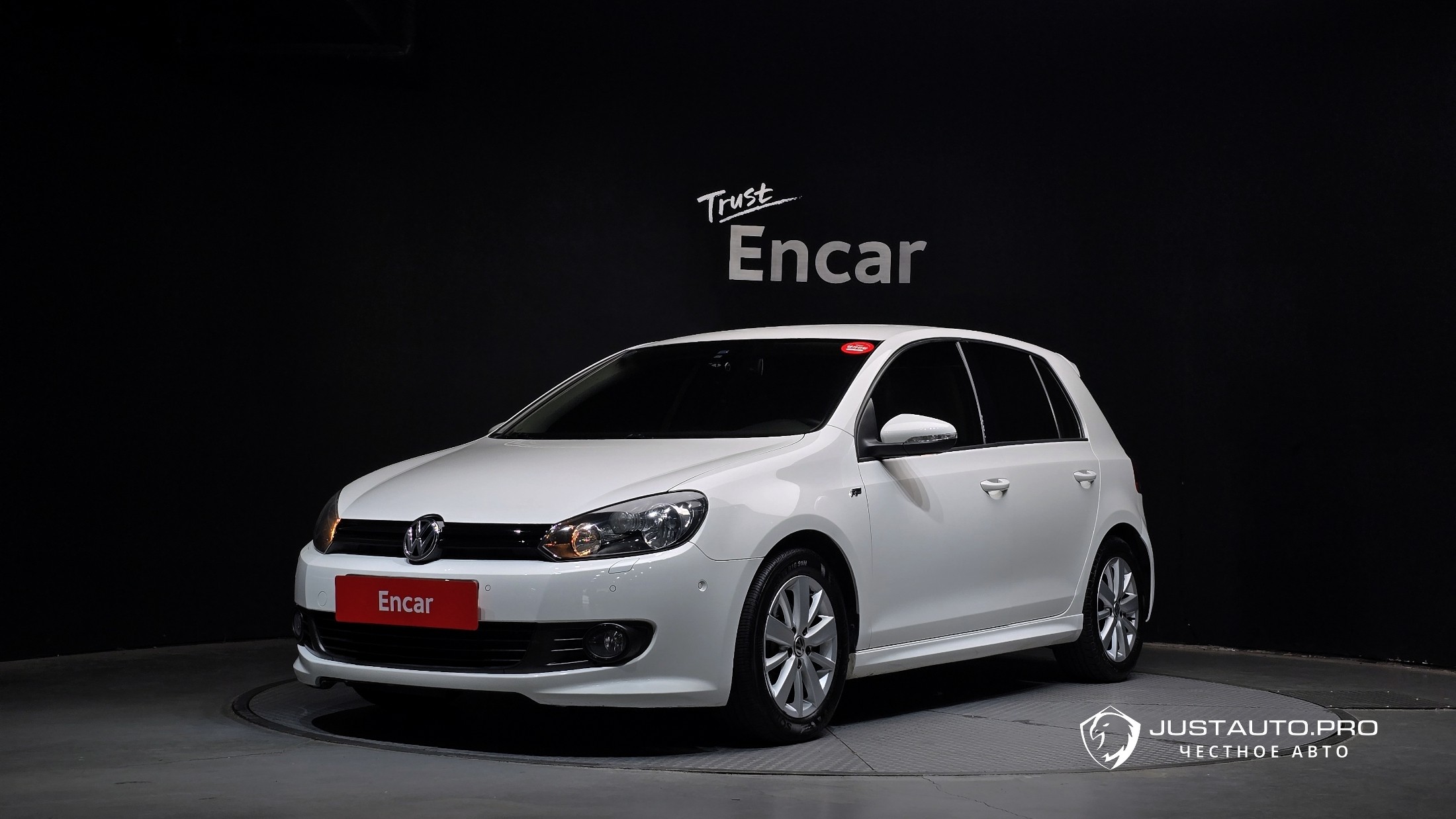 Автомобиль Volkswagen Golf