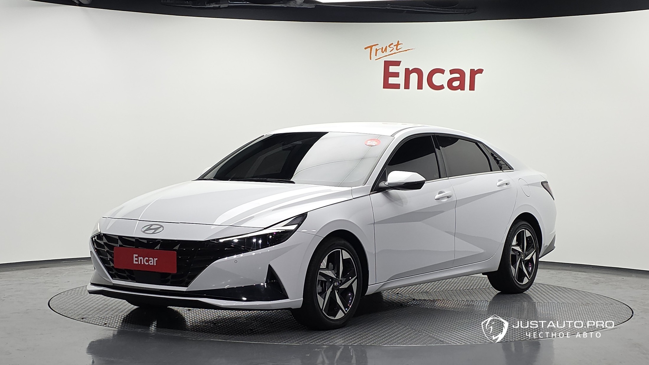 Автомобиль Hyundai AVANTE