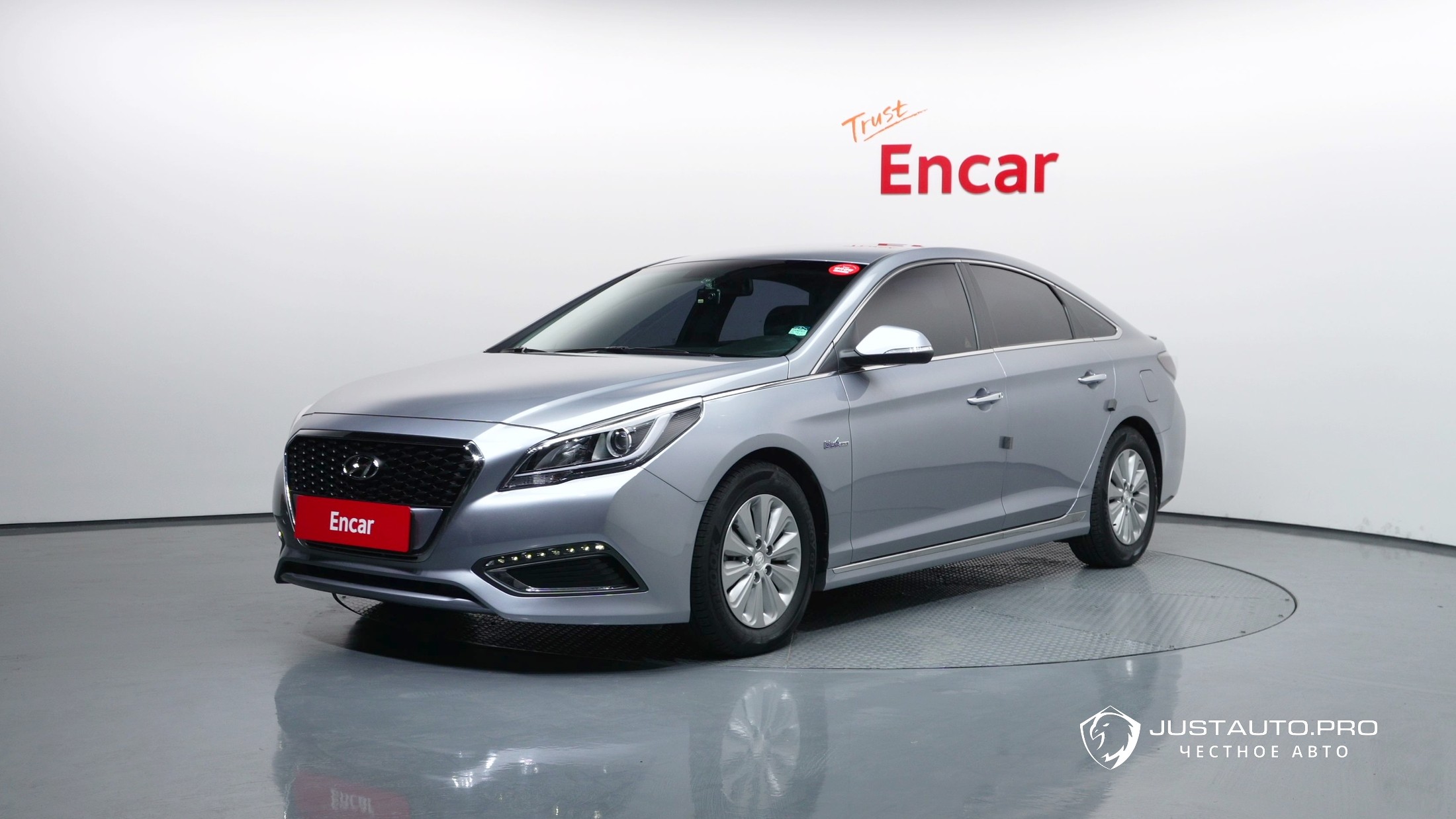 Автомобиль Hyundai Sonata