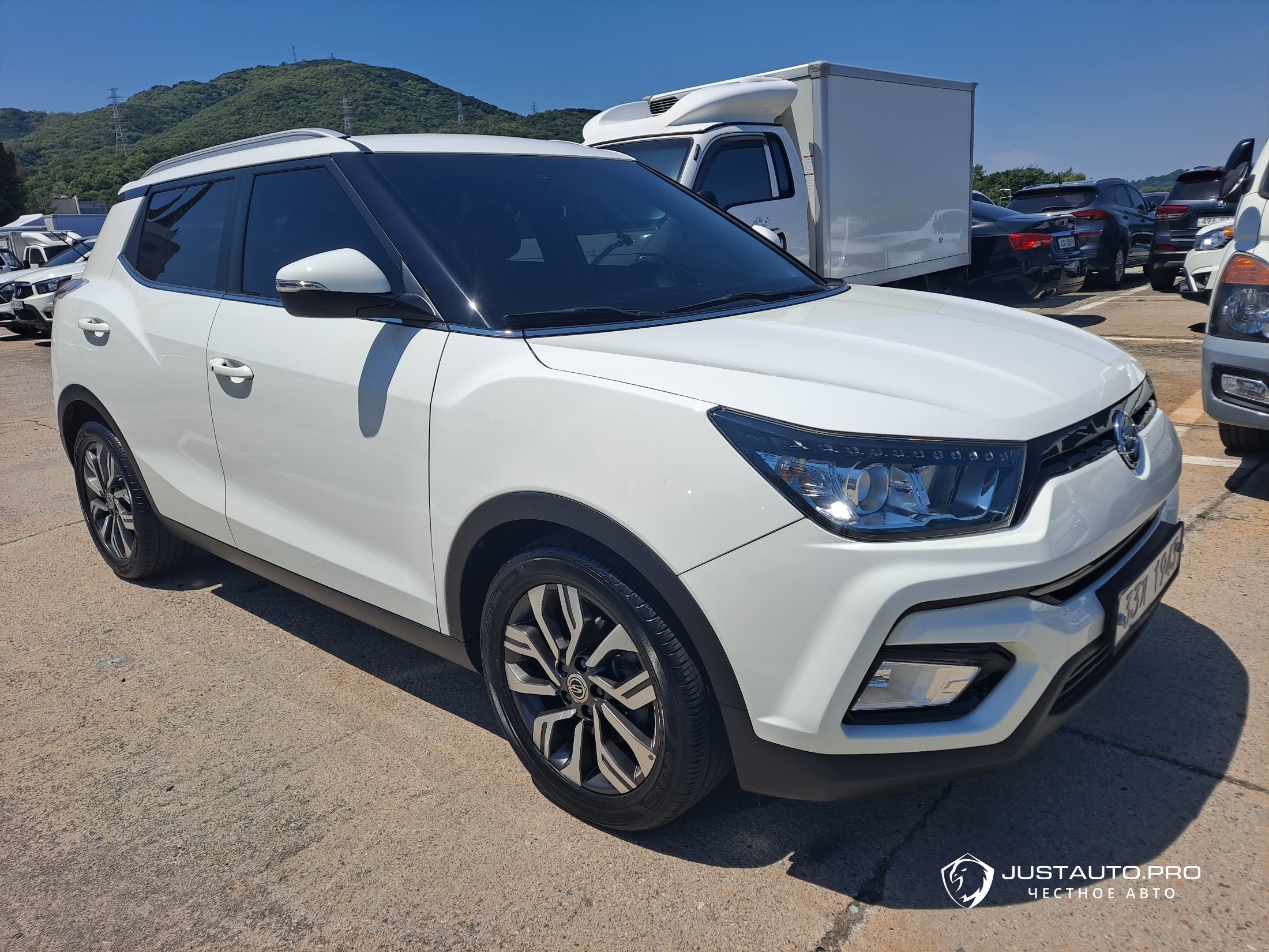 Автомобиль KG_Mobility_Ssangyong TIBOLI