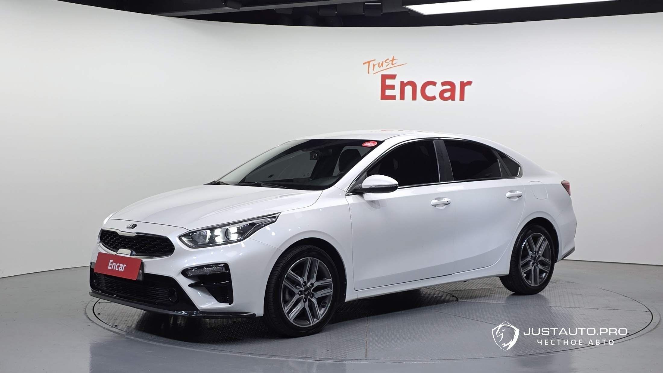 Автомобиль Kia K3