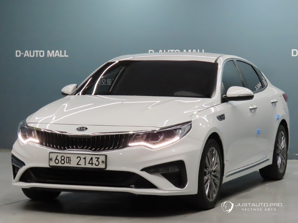 Автомобиль Kia K5