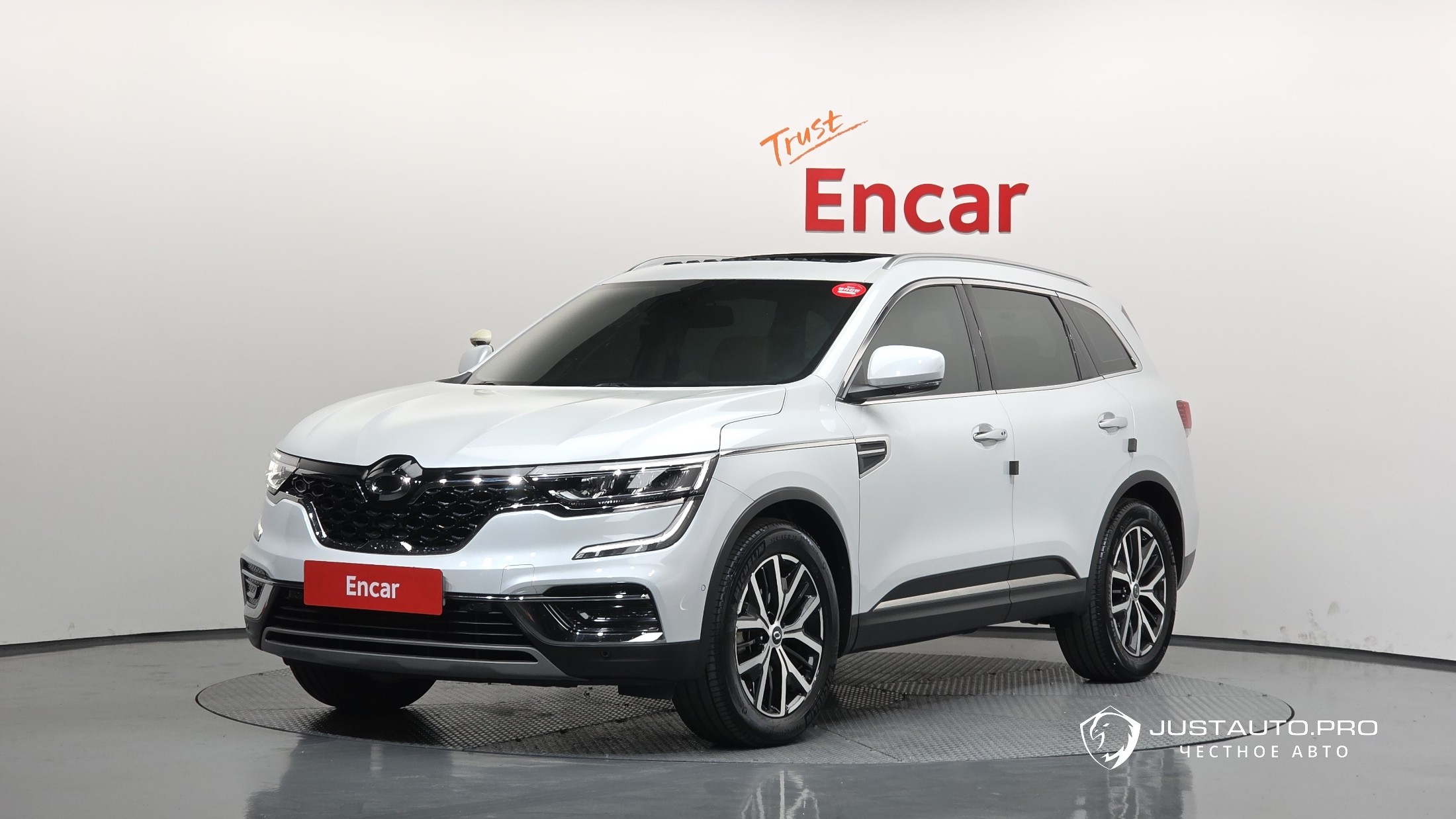 Автомобиль Renault-KoreaSamsung QM6