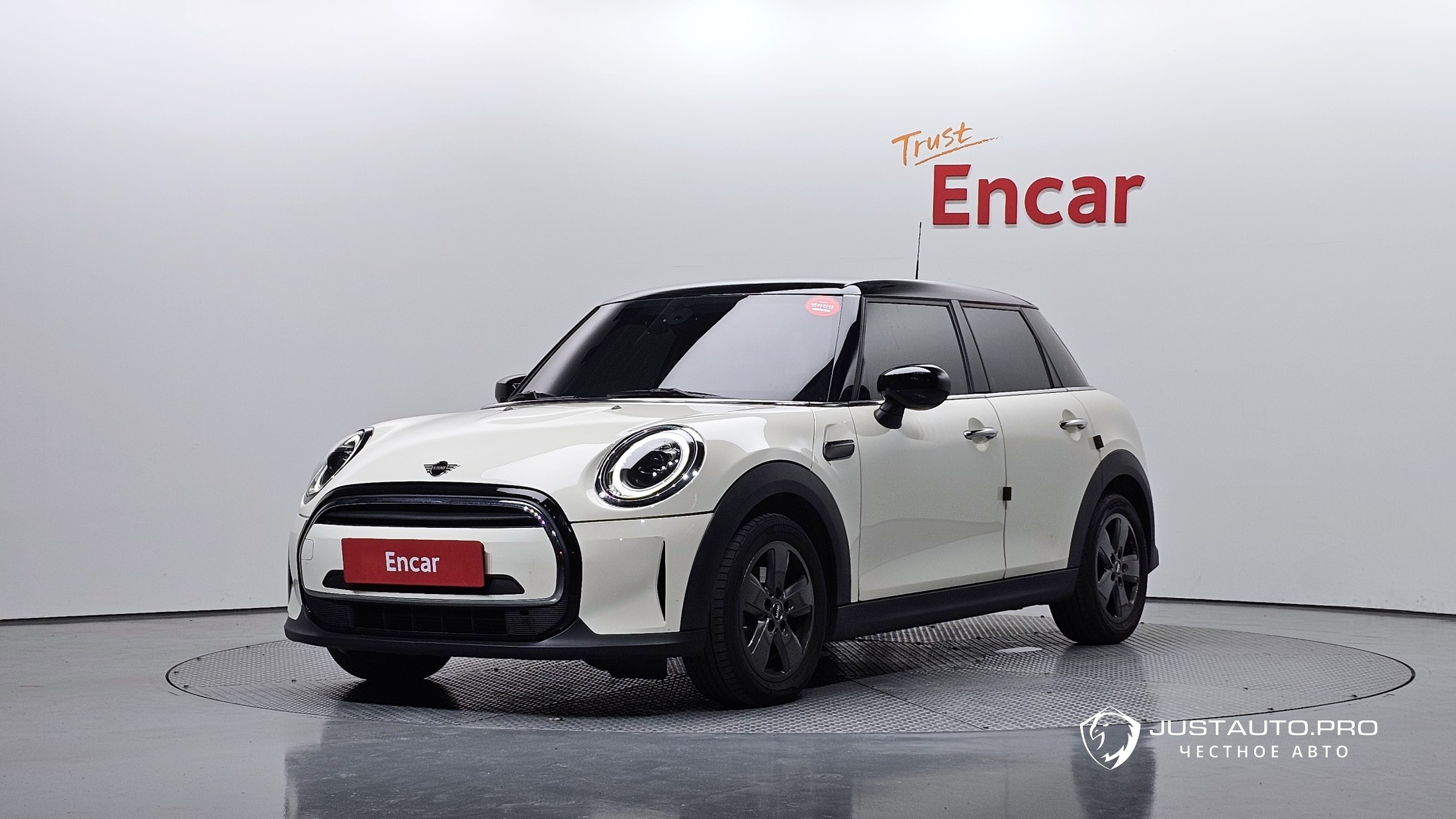 Автомобиль Mini Cooper