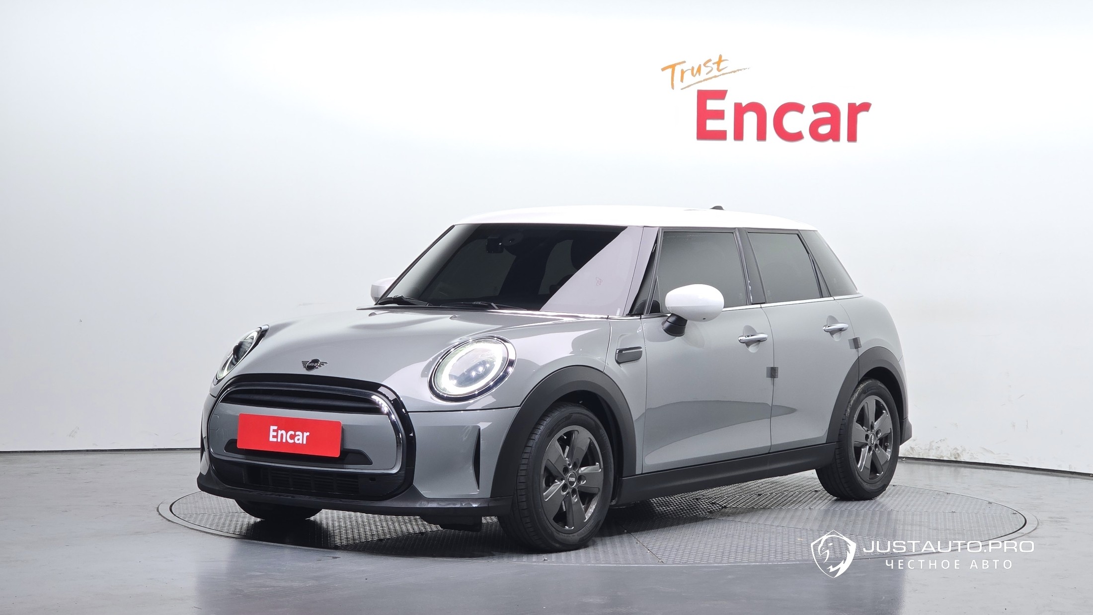 Автомобиль Mini Cooper