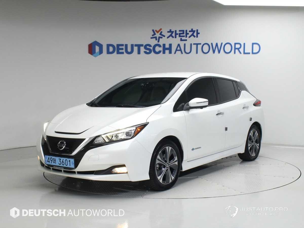 Автомобиль Nissan Leaf