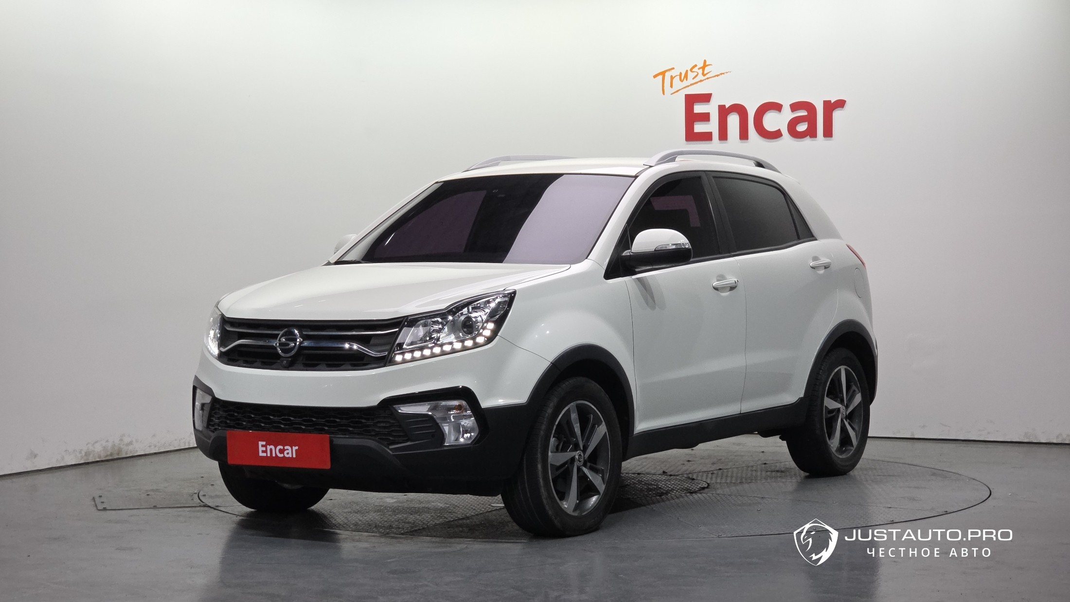 Автомобиль KG_Mobility_Ssangyong KORANDO