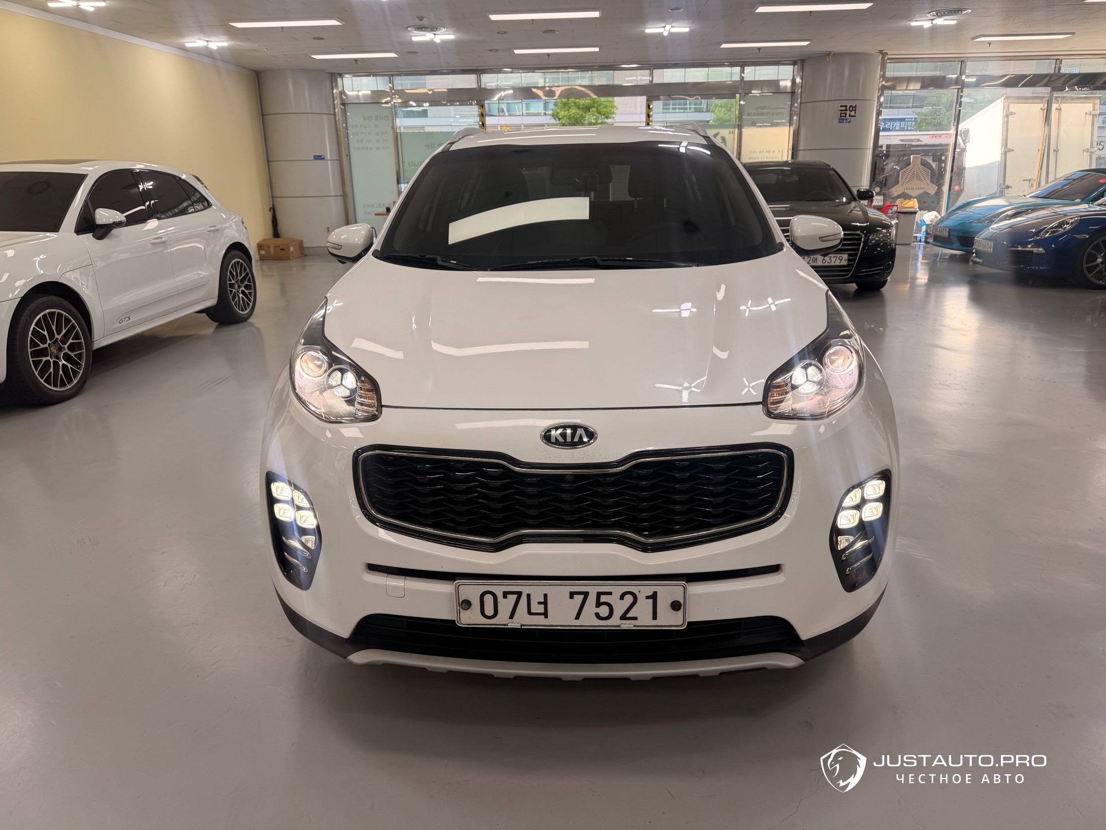 Автомобиль Kia Sportage