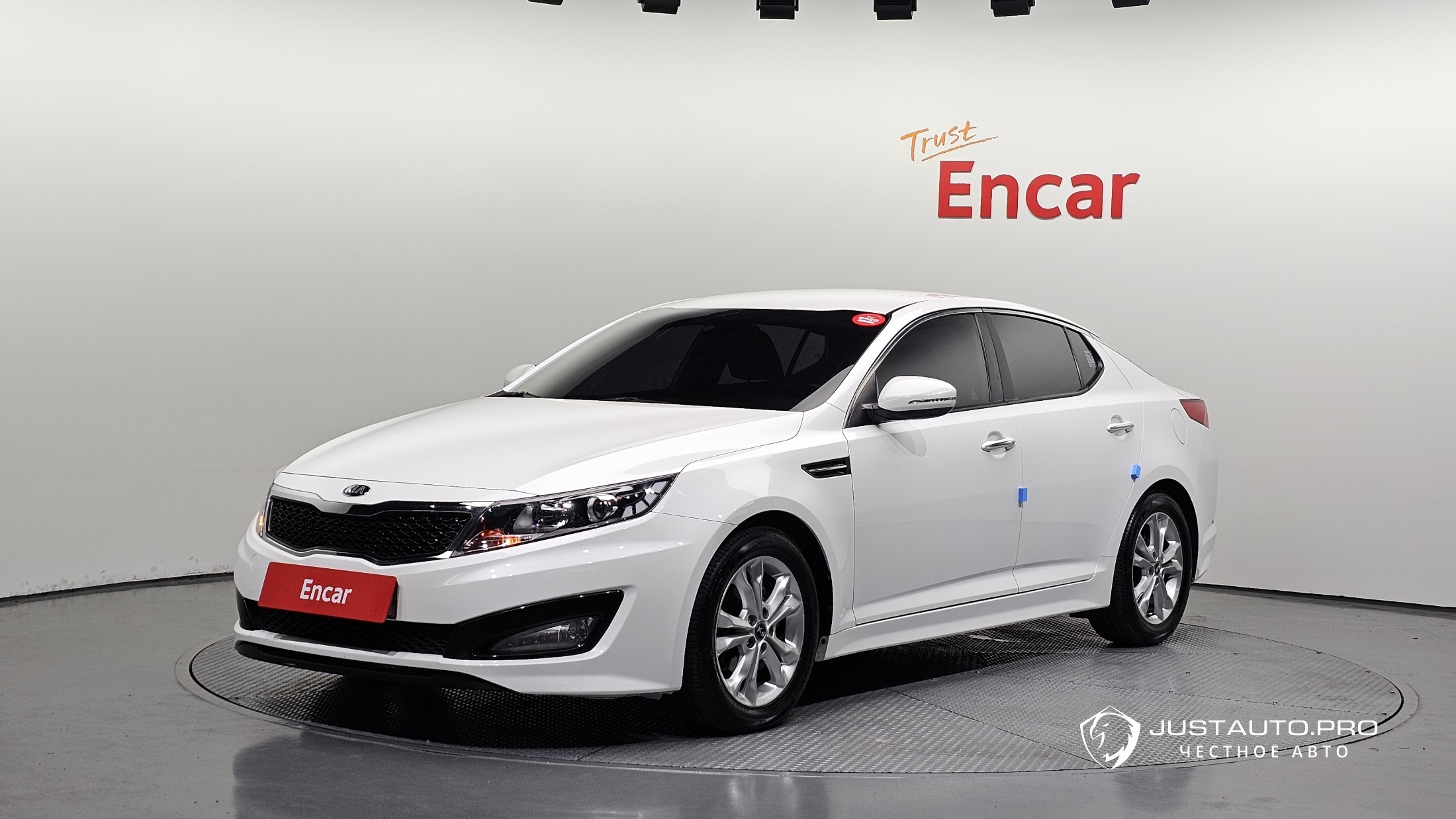 Автомобиль Kia K5