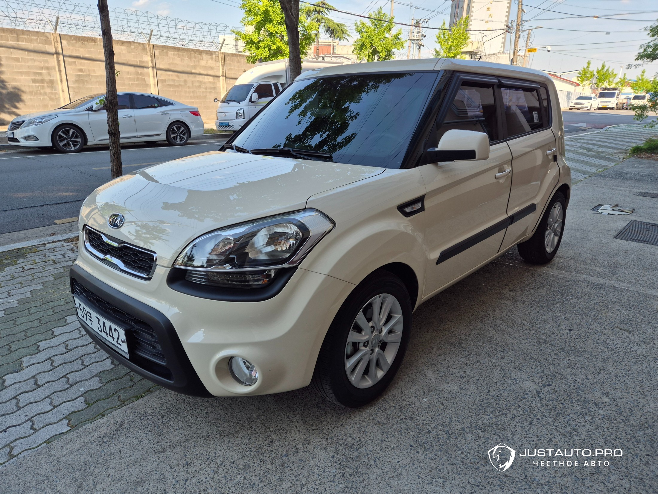 Автомобиль Kia Soul