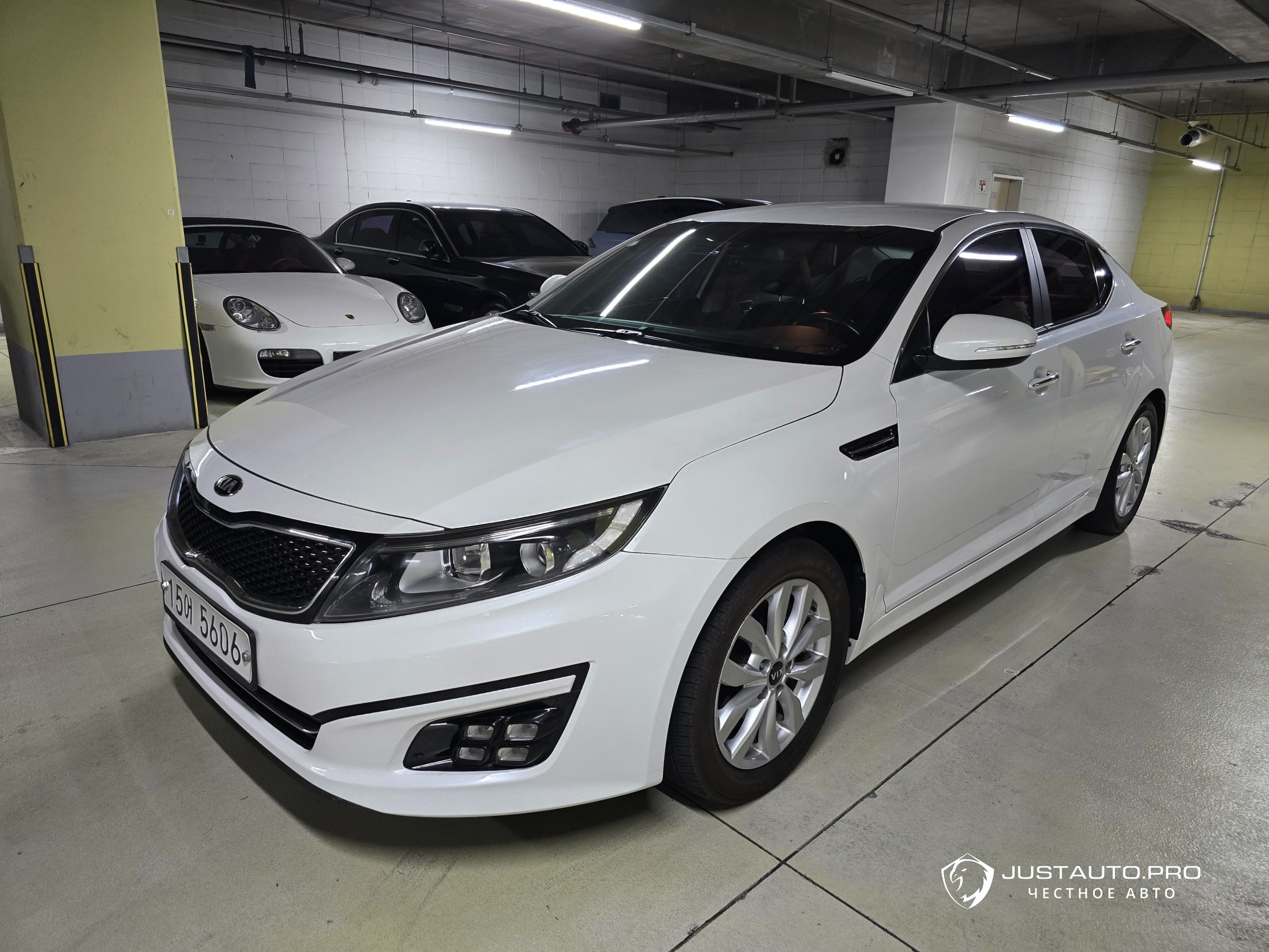 Автомобиль Kia K5