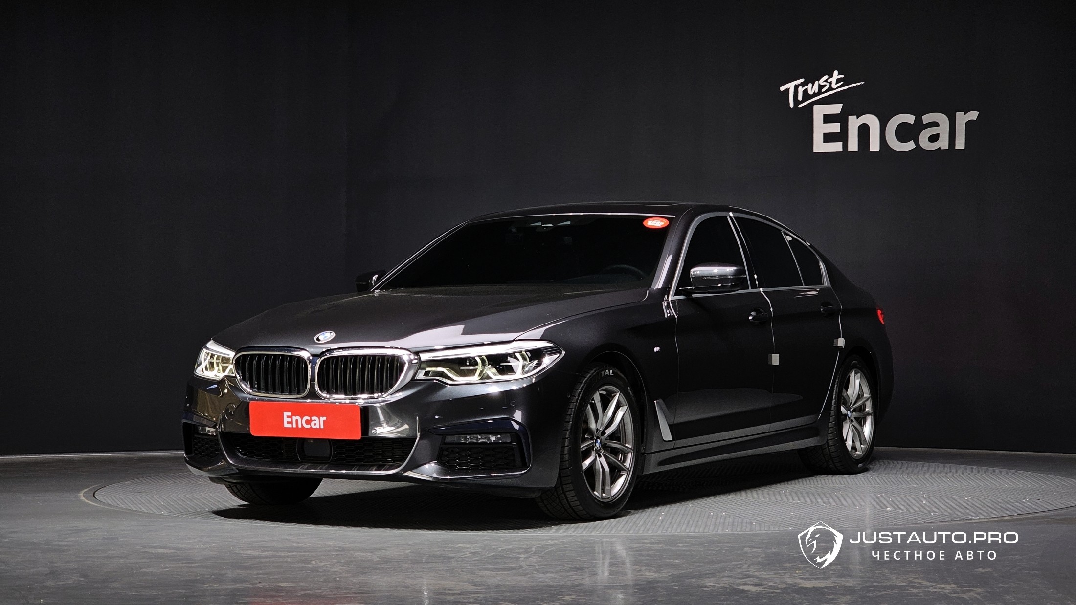 Автомобиль BMW 5-Series