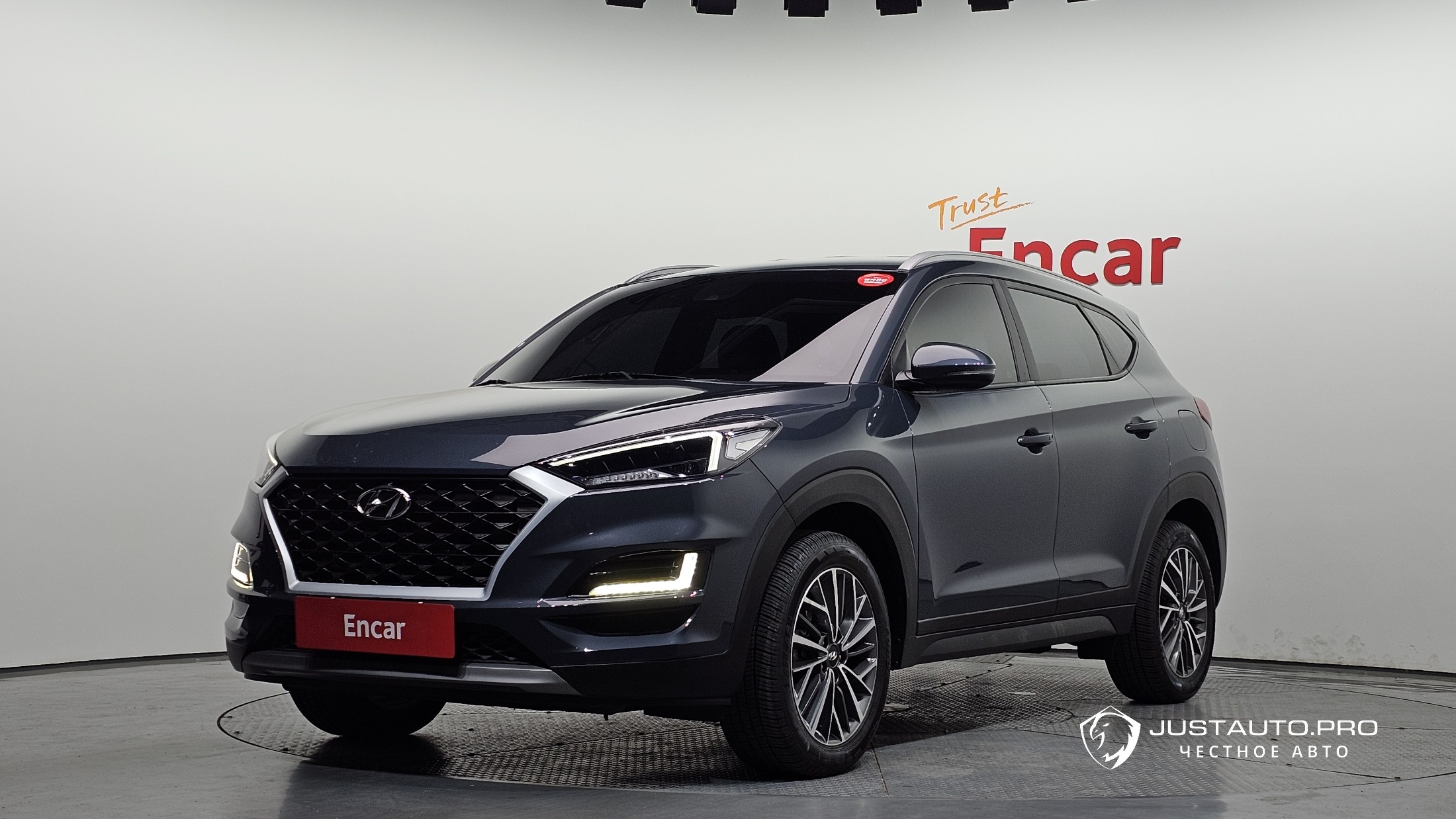 Автомобиль Hyundai Tucson