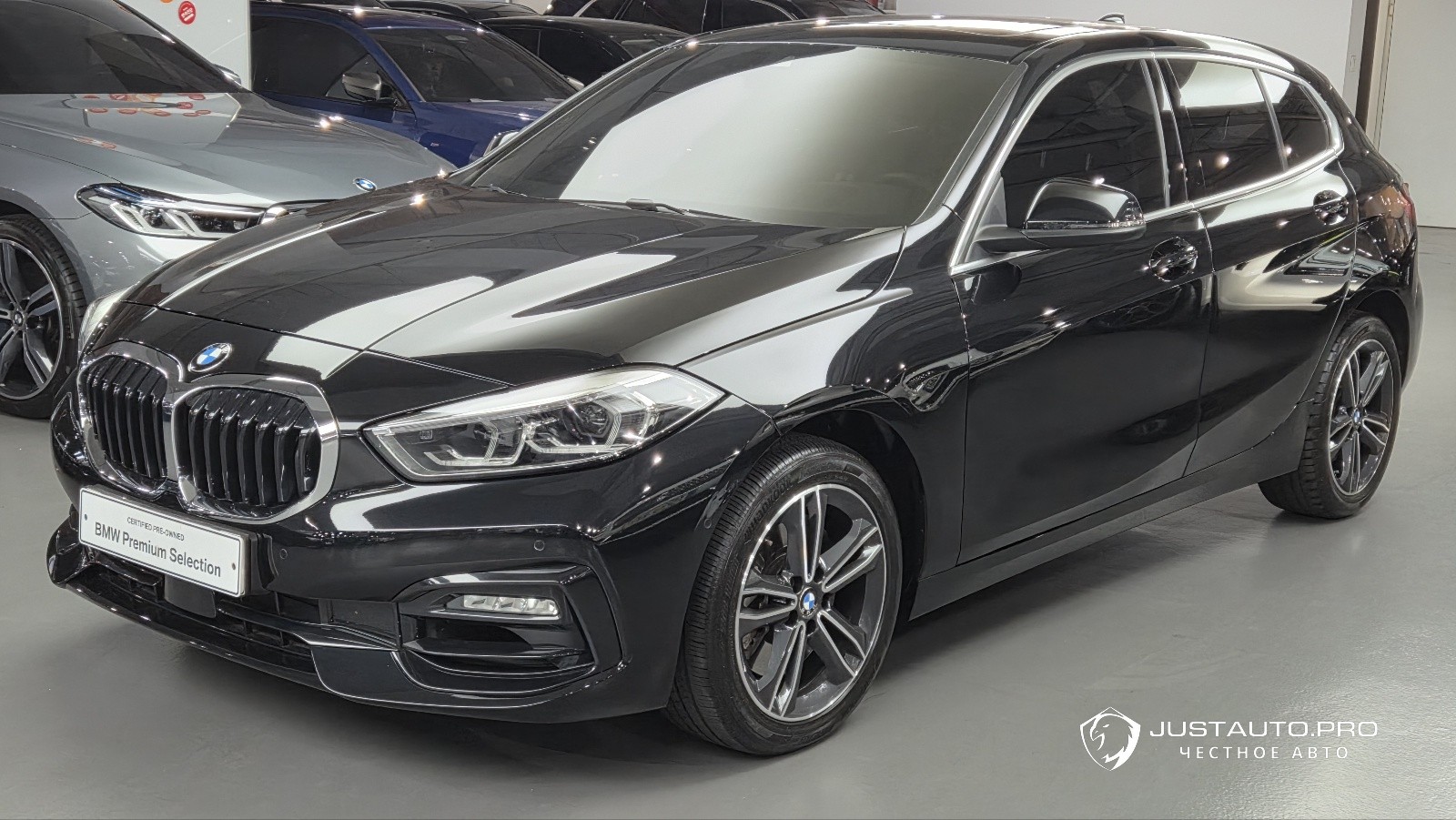 Автомобиль BMW 1-Series